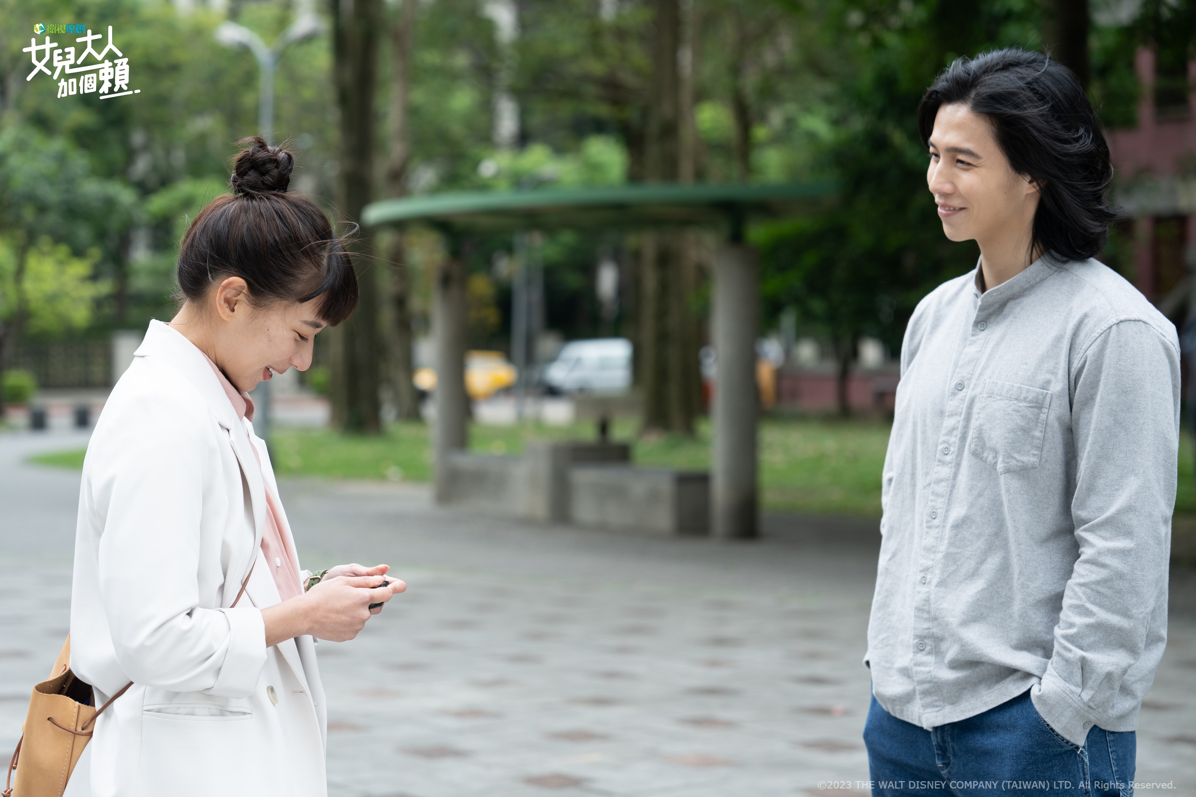林禹（圖右）在《女兒大人加個賴》有讓人耳目一新的演出。（衛視原創提供）