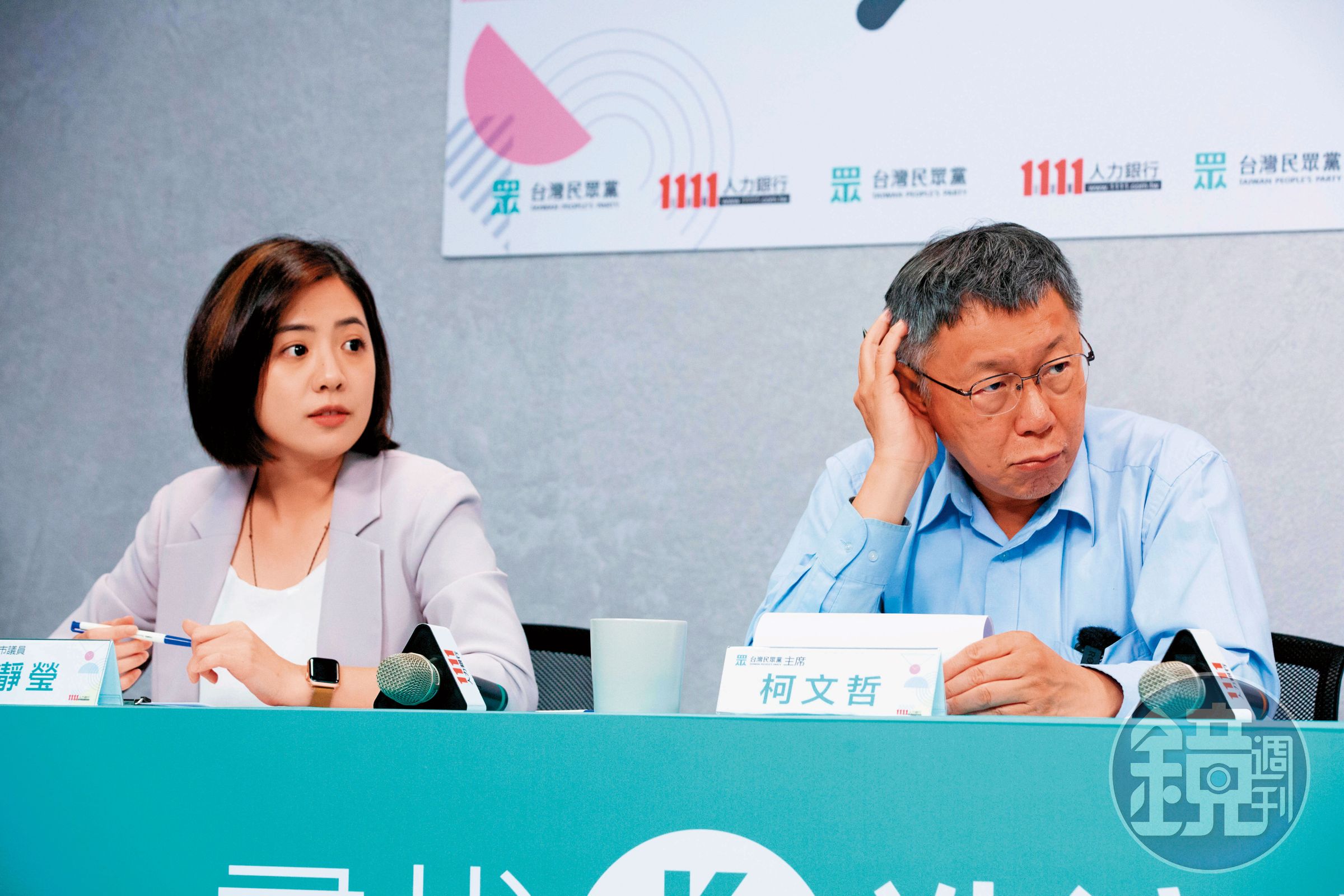 蓓蓓找前台北市長柯文哲(右)的愛將、議員黃瀞瑩(左)協調違建緩拆。