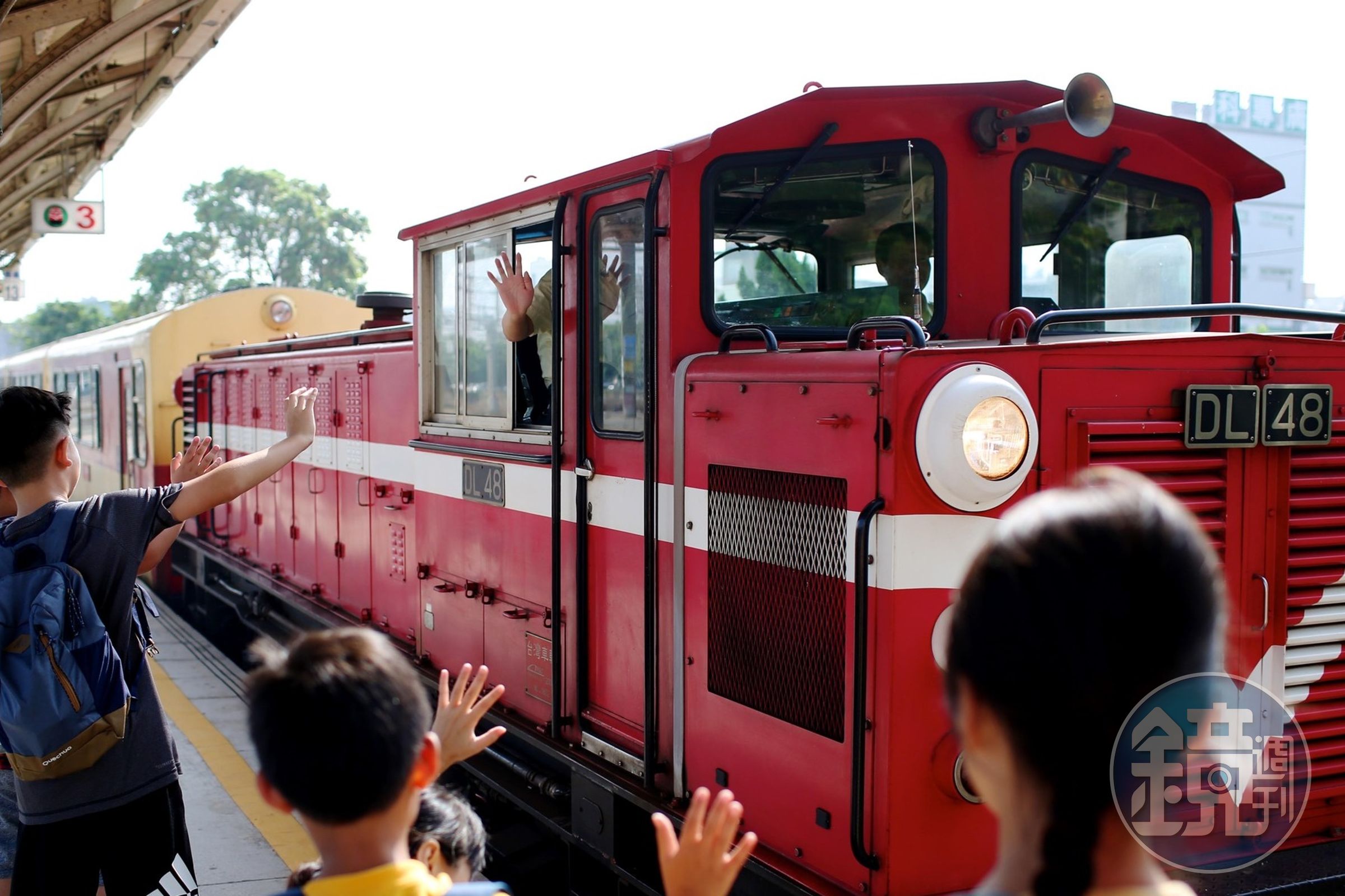 阿里山林鐵及文資處今天公告，完成全線巡檢及列車試運轉後，林業鐵路本線（嘉義至十字路）明（8日）將恢復行駛。（翻攝自阿里山林鐵及文資處官網）