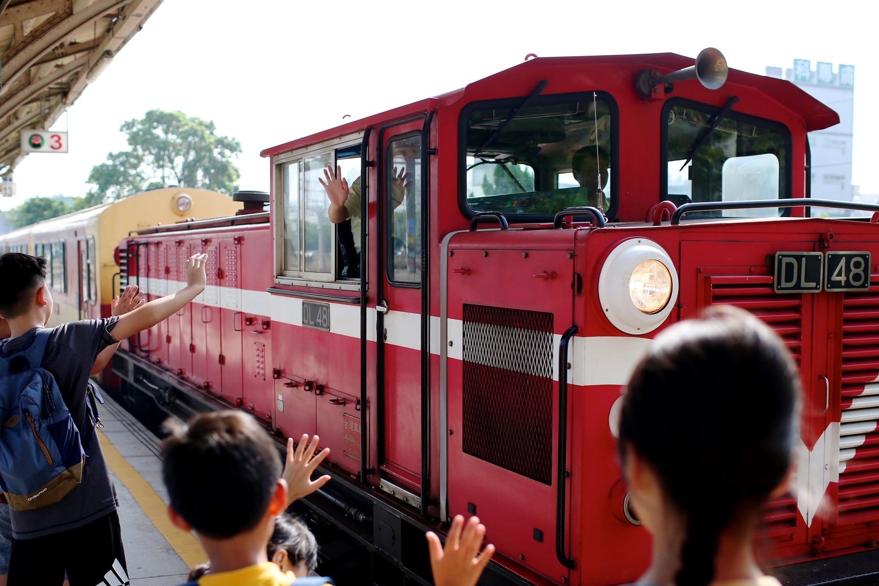 阿里山林鐵及文資處今天公告，完成全線巡檢及列車試運轉後，林業鐵路本線（嘉義至十字路）明（8日）將恢復行駛。（翻攝自阿里山林鐵及文資處官網）