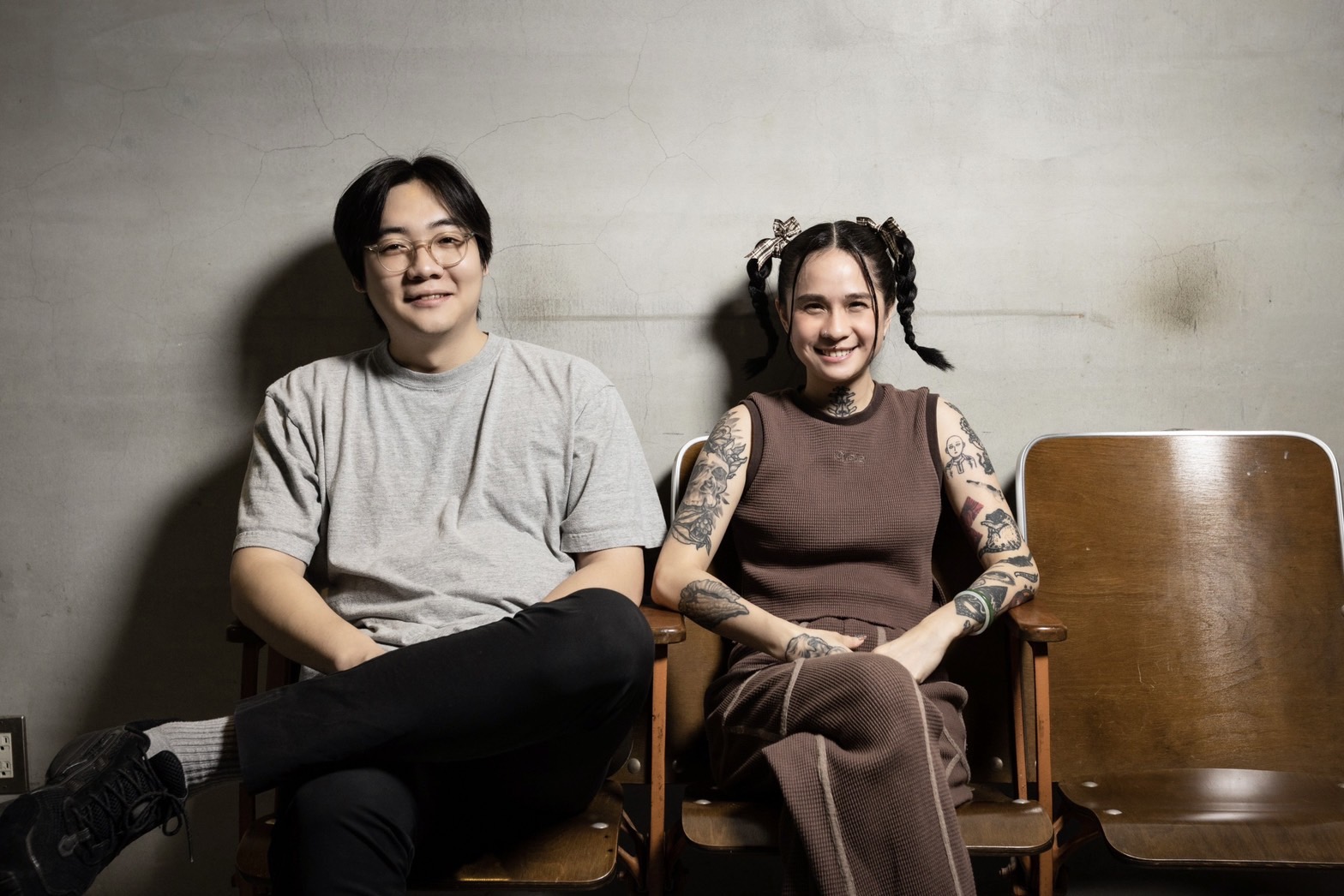 主理人蘇怡賢（右）與店長傅友（左）不喜歡「好吃+好吃」的公式，偏愛用不同食材去碰撞出美味的可能。