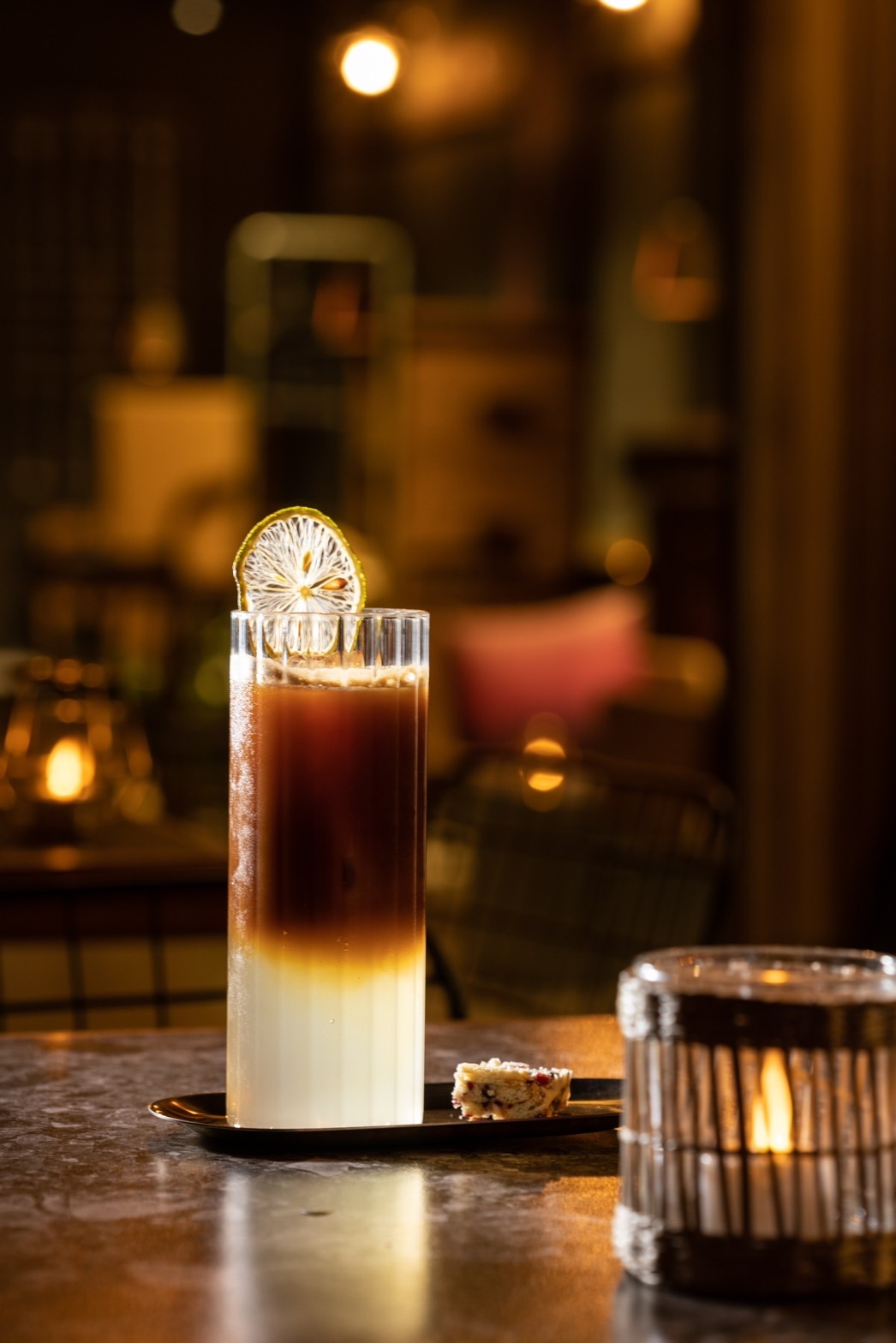 除了「檸檬氣泡咖啡」，其他季節也有不同水果風味的調飲。（140元／杯）