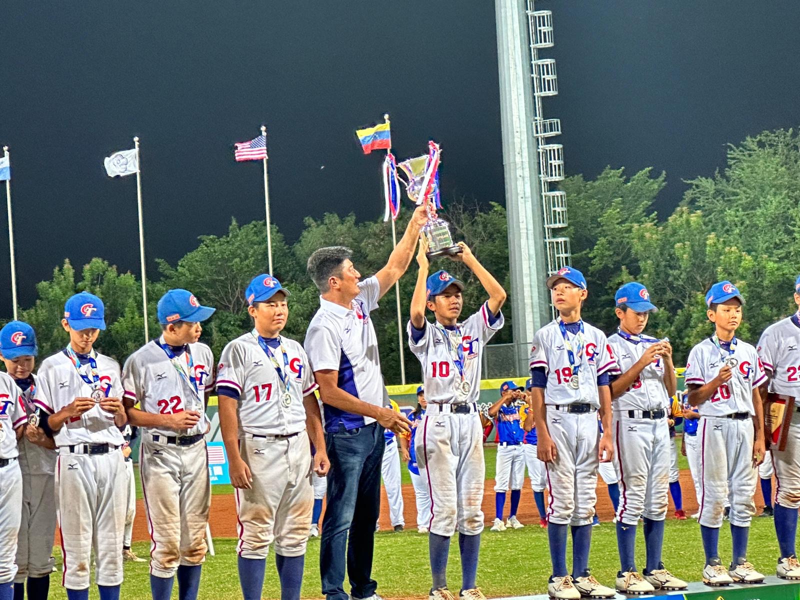 甫結束U12賽事引發國內球迷激情，但藏在背後看不到的數字更讓人感動。（中信慈善基金會提供）