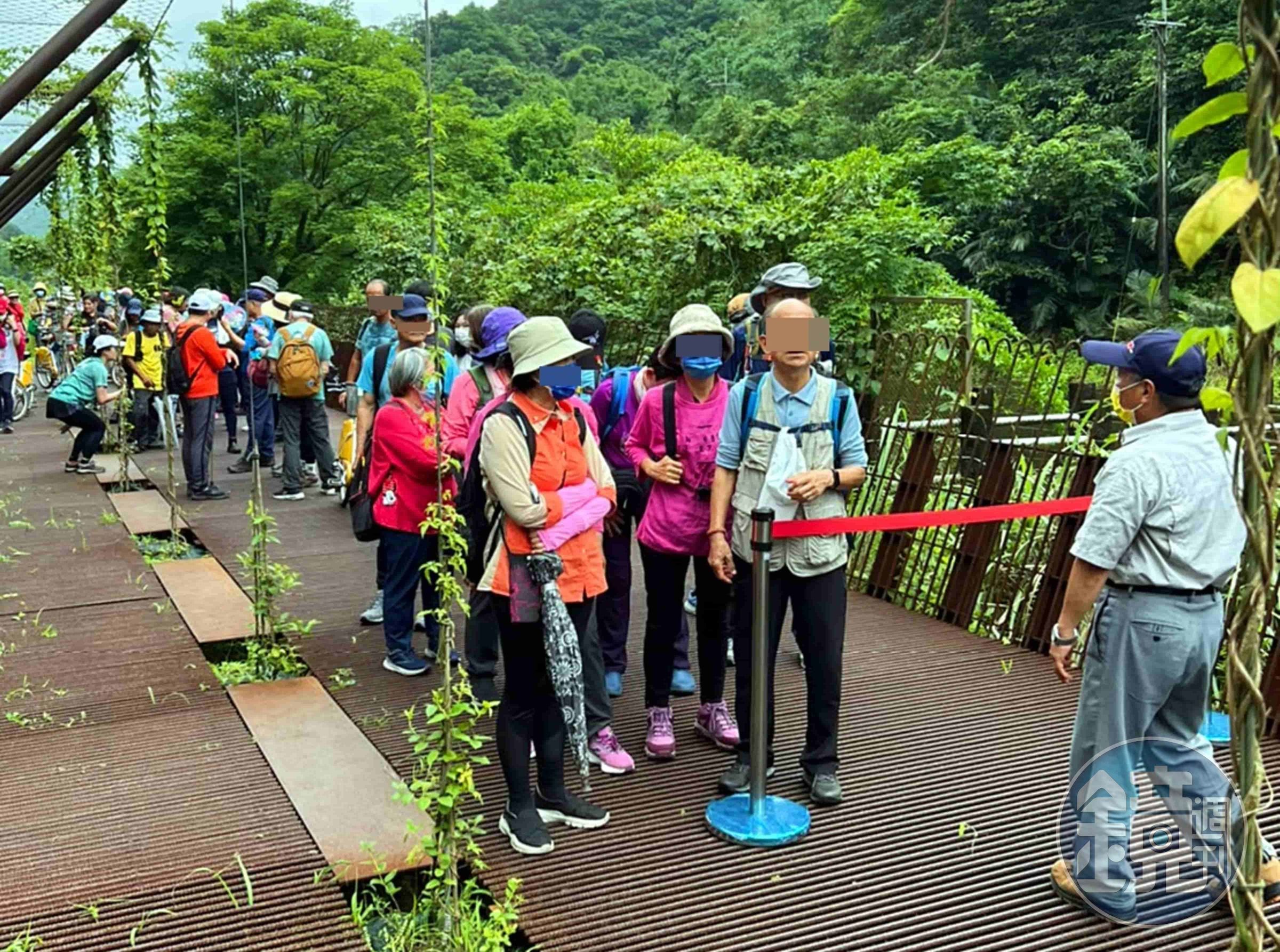 8月29日起採行平假日預約制,改善原現場人流管制到場人潮眾多,排隊久候狀況。(新北市觀旅局提供)