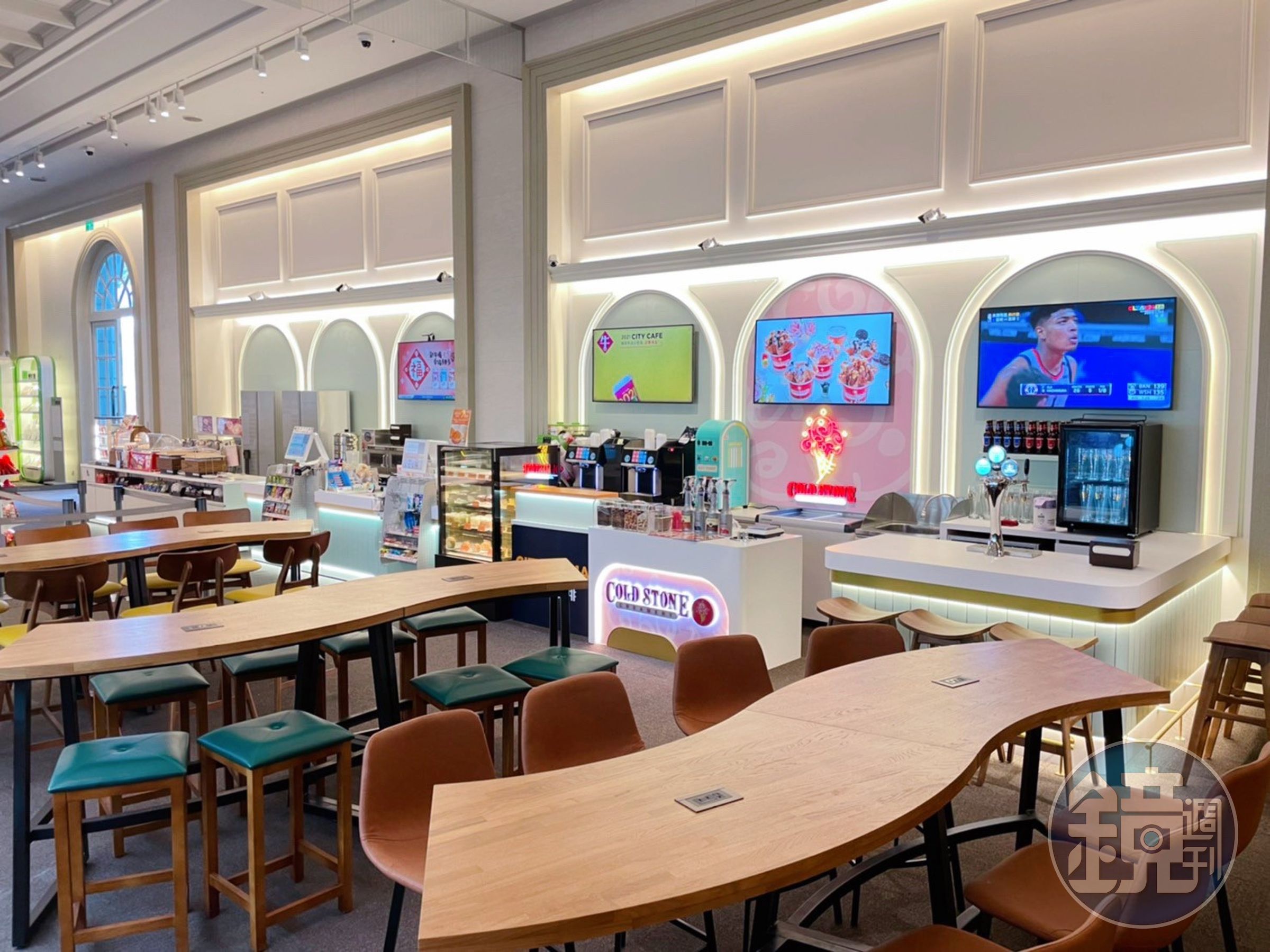 「覆盆莓芒果雪貝」只有在「7-ELEVEN X COLD STONE」複合店販售。(7-11提供)