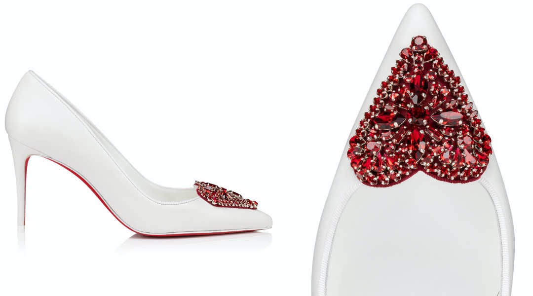 I Love Kate 85mm愛心鑽飾高跟鞋。NT$54,700（Christian Louboutin提供）