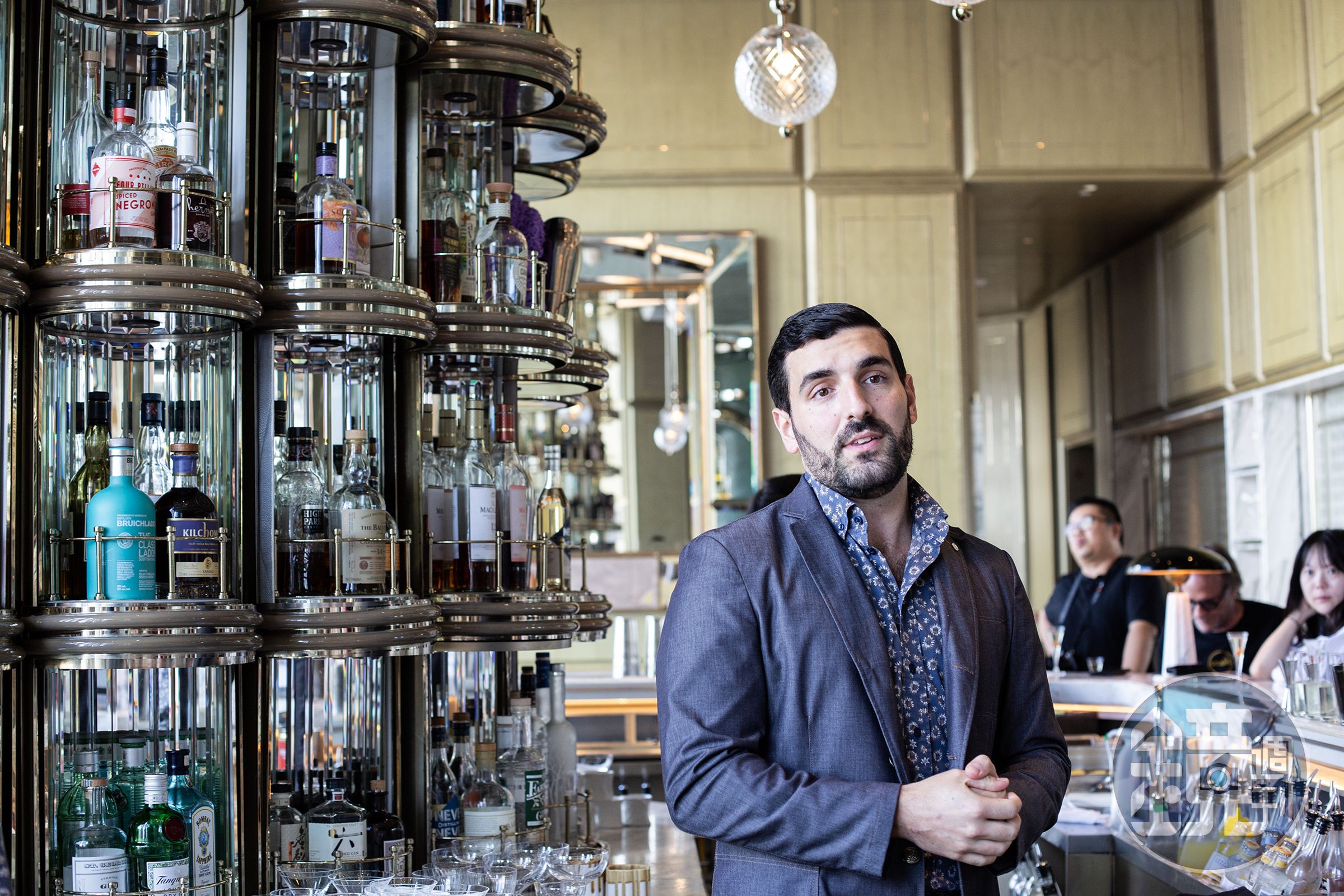 香港四季酒店新任飲品經理是義大利籍調酒師Federico Portrait,他曾在倫敦American Bar與泰國Vesper等多間世界知名酒吧歷練。