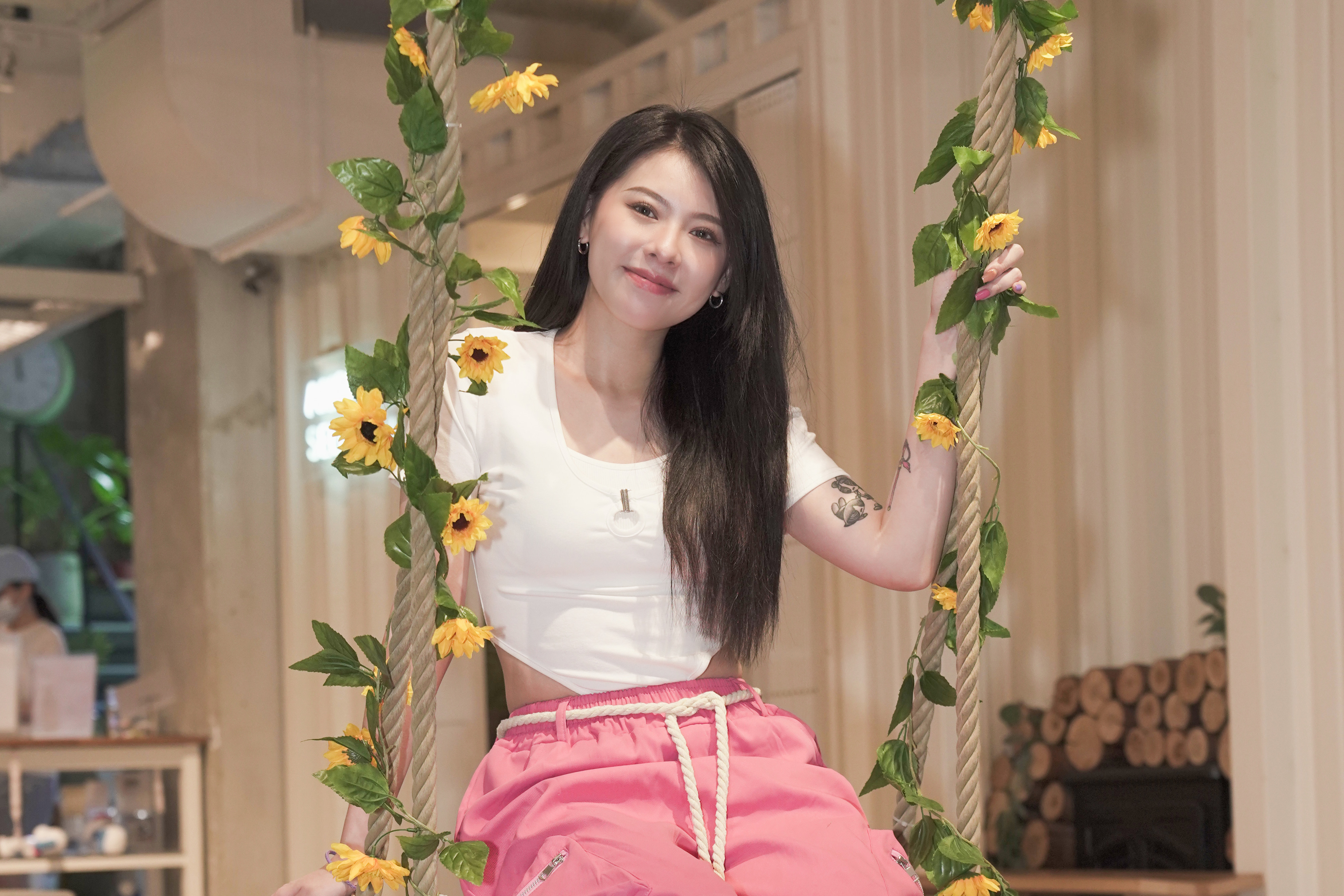 吳宗憲培訓3年出道的歌手Miusa。（容易文創提供）