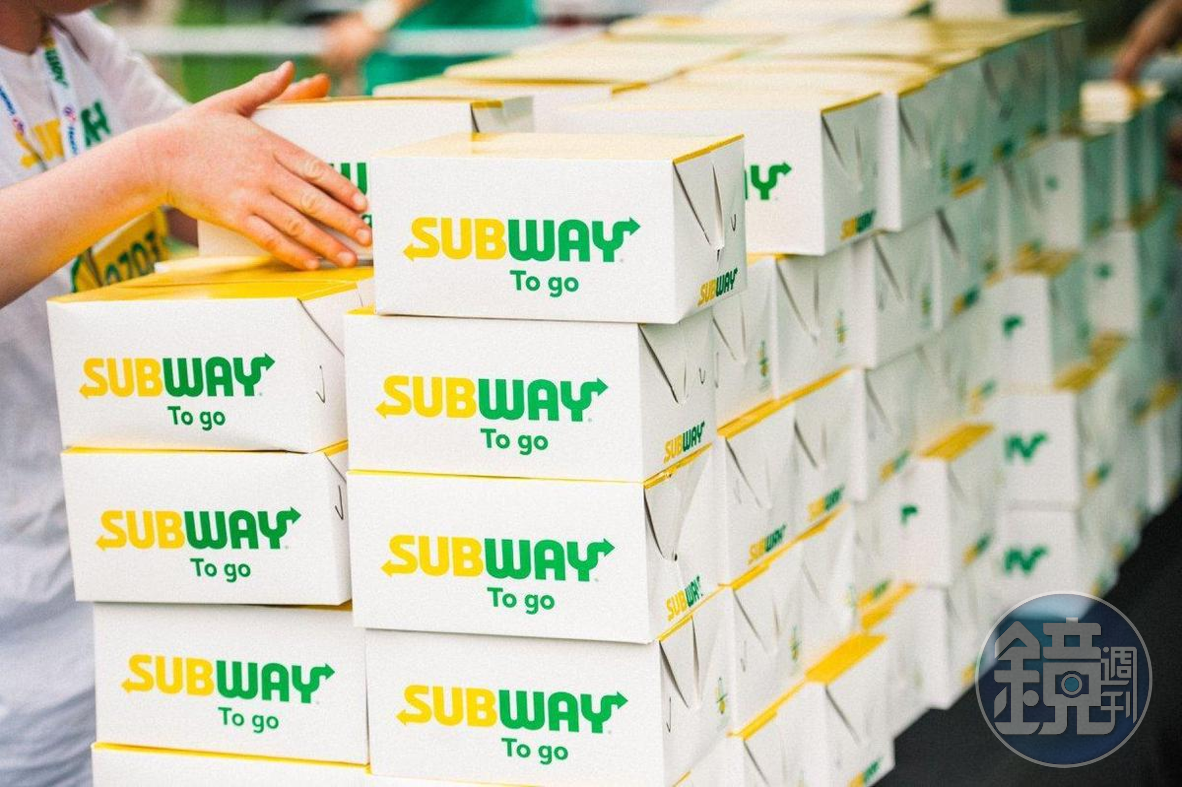 SUBWAY推出促銷活動,只要改名就能有機會終生免費吃潛艇堡。(翻攝自Subway UK & Ireland臉書)