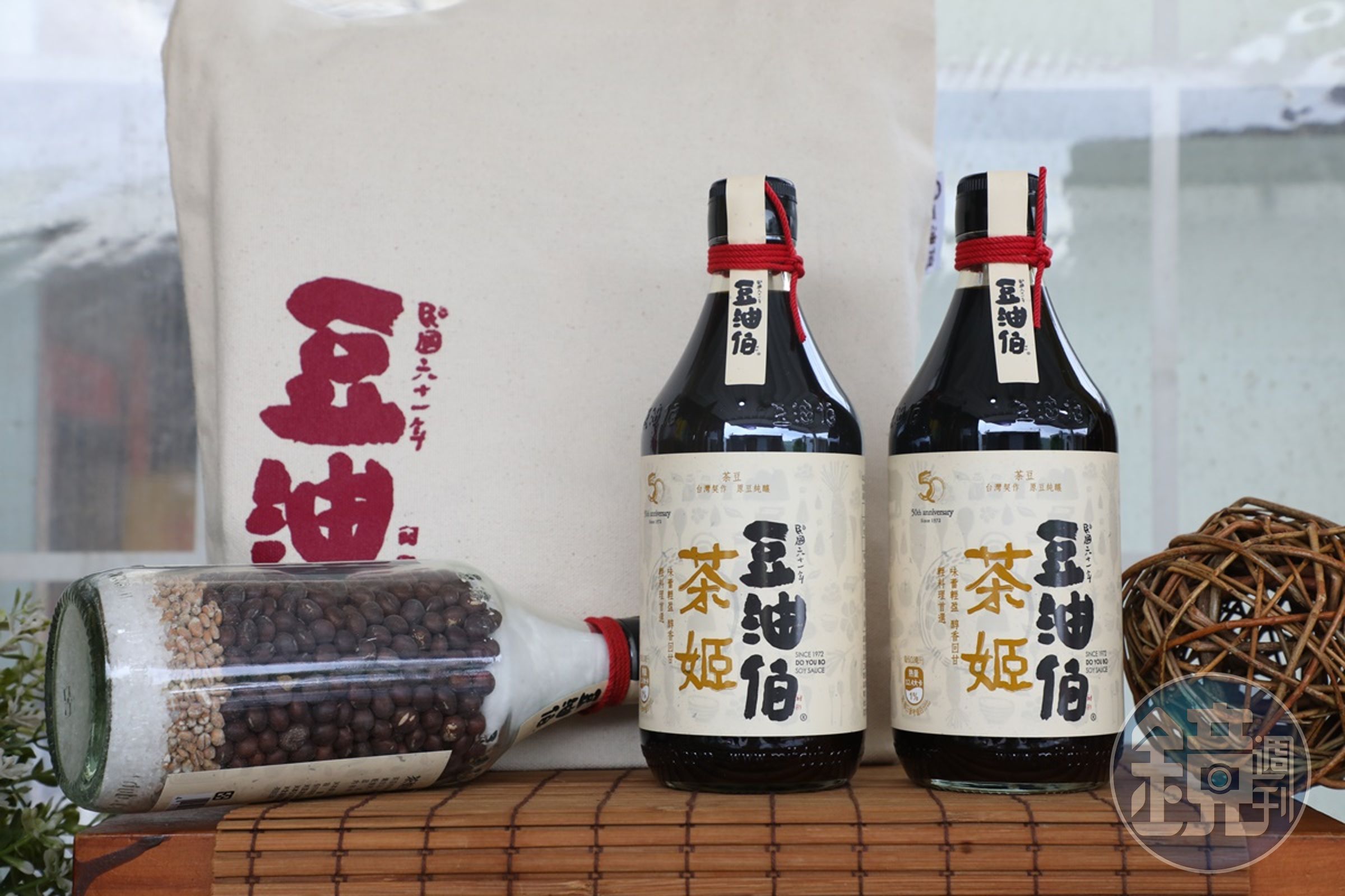 豆油伯的「茶姬」醬油首次參賽就獲得美食界奧斯卡Great Taste Awards的三星評價,且是該獎項最高等級三叉獎的25名入圍者之一。