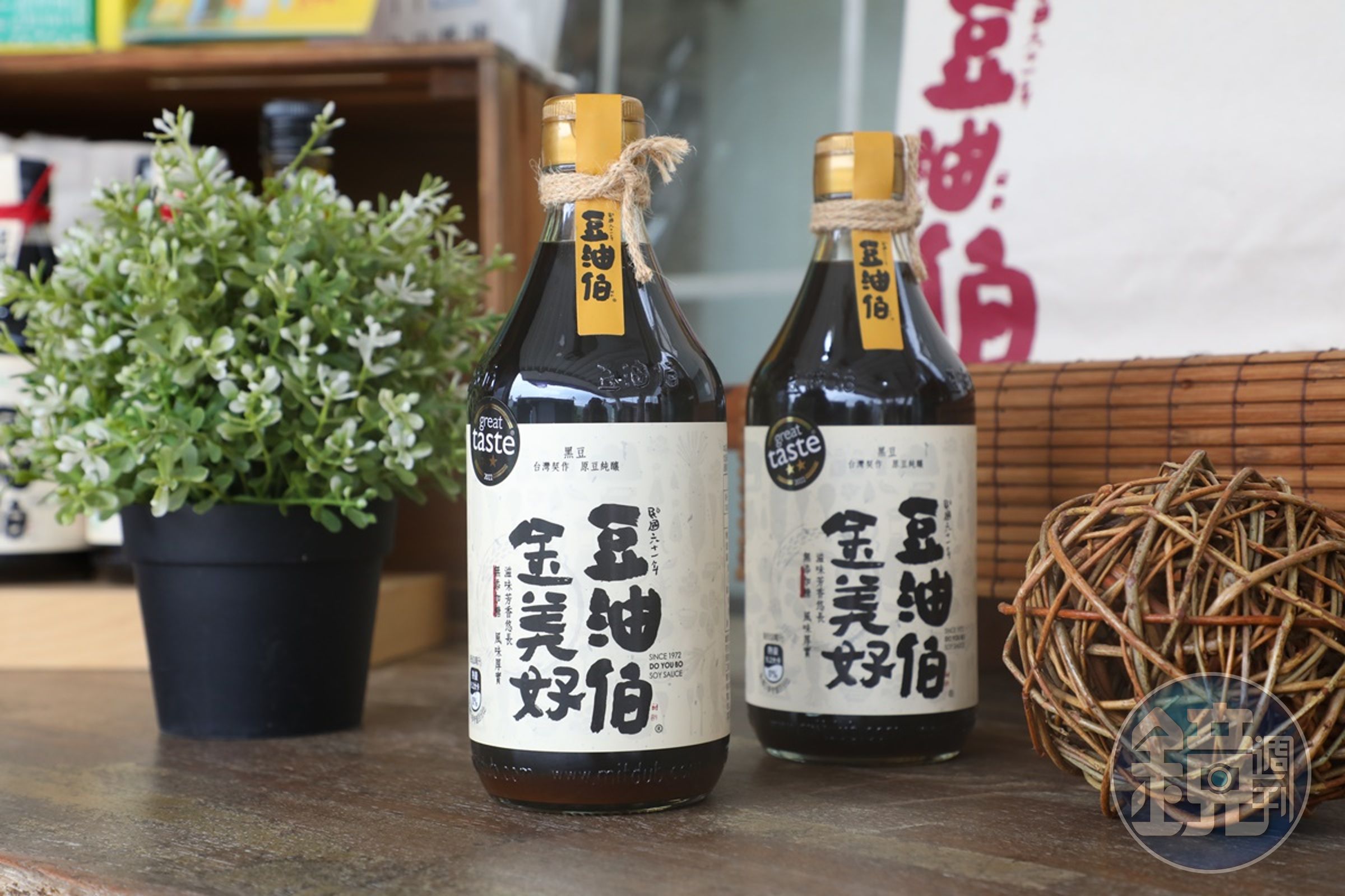 不添加糖份的「金美好」,同樣以黑豆釀造,適合炒、醃、滷、紅燒。(370元/瓶、500ml)