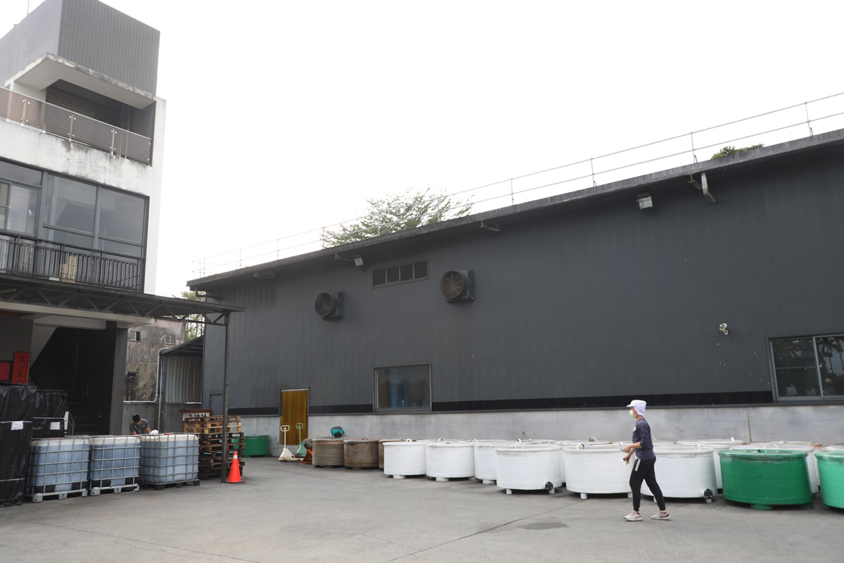 豆油伯目前在屏東竹田共有5間工廠。