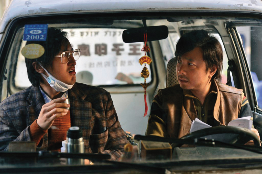 王傳君（左）在《我不是藥神》的演出，拿到百花獎最佳男配角，徐崢（右）則拿到金馬獎最佳男主角。（車庫娛樂提供）