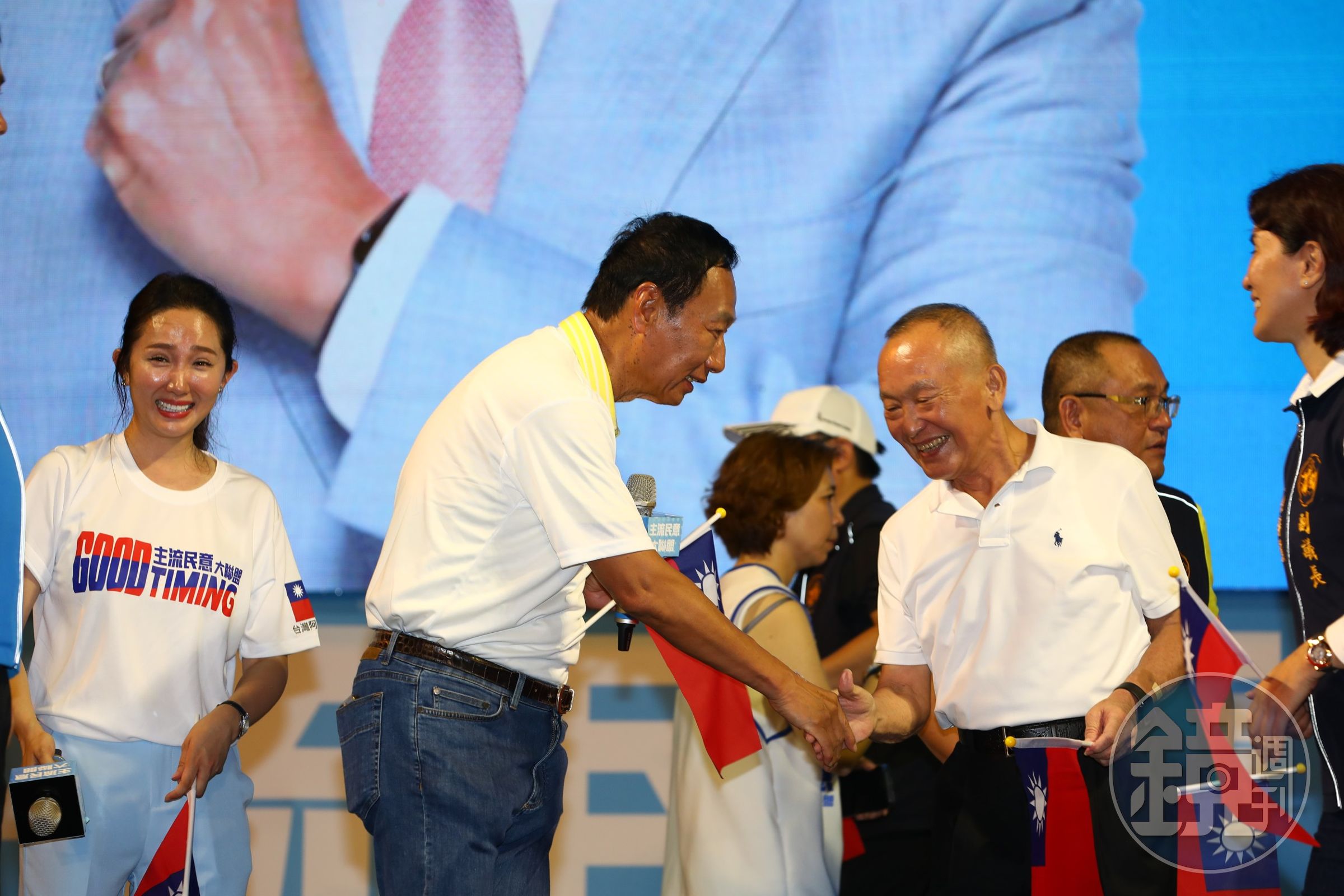 前苗栗縣長徐耀昌力挺郭台銘角逐2024總統，呼籲選民不只要下架民進黨，更要下架國民黨。