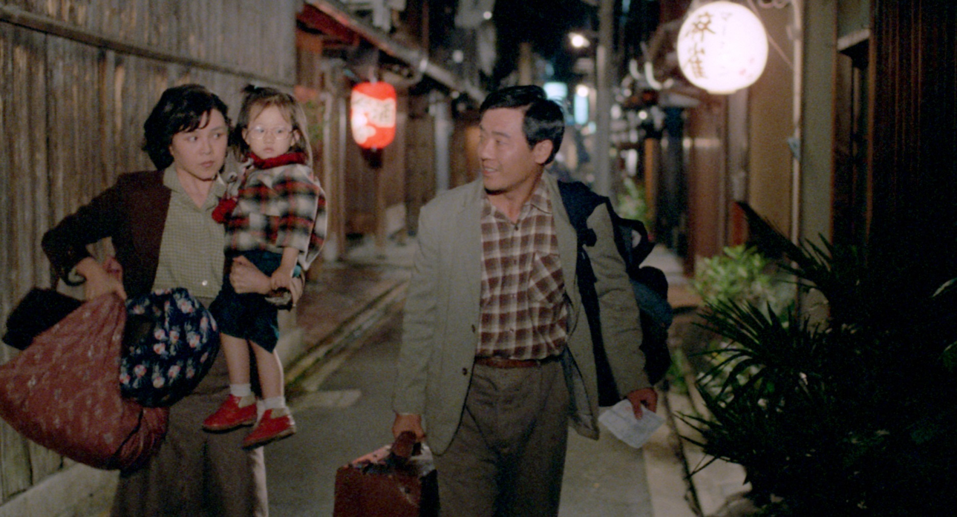 楊惠姍（左）和李立群主演《我這樣過了一生》。（桃園電影節提供）