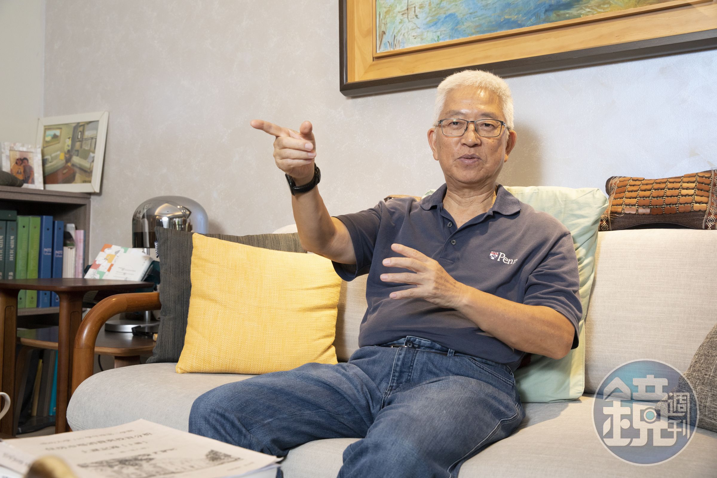 前台北市副市長張金鶚退休後重拾畫筆，連辦3次畫展，一圓年輕時的夢想。