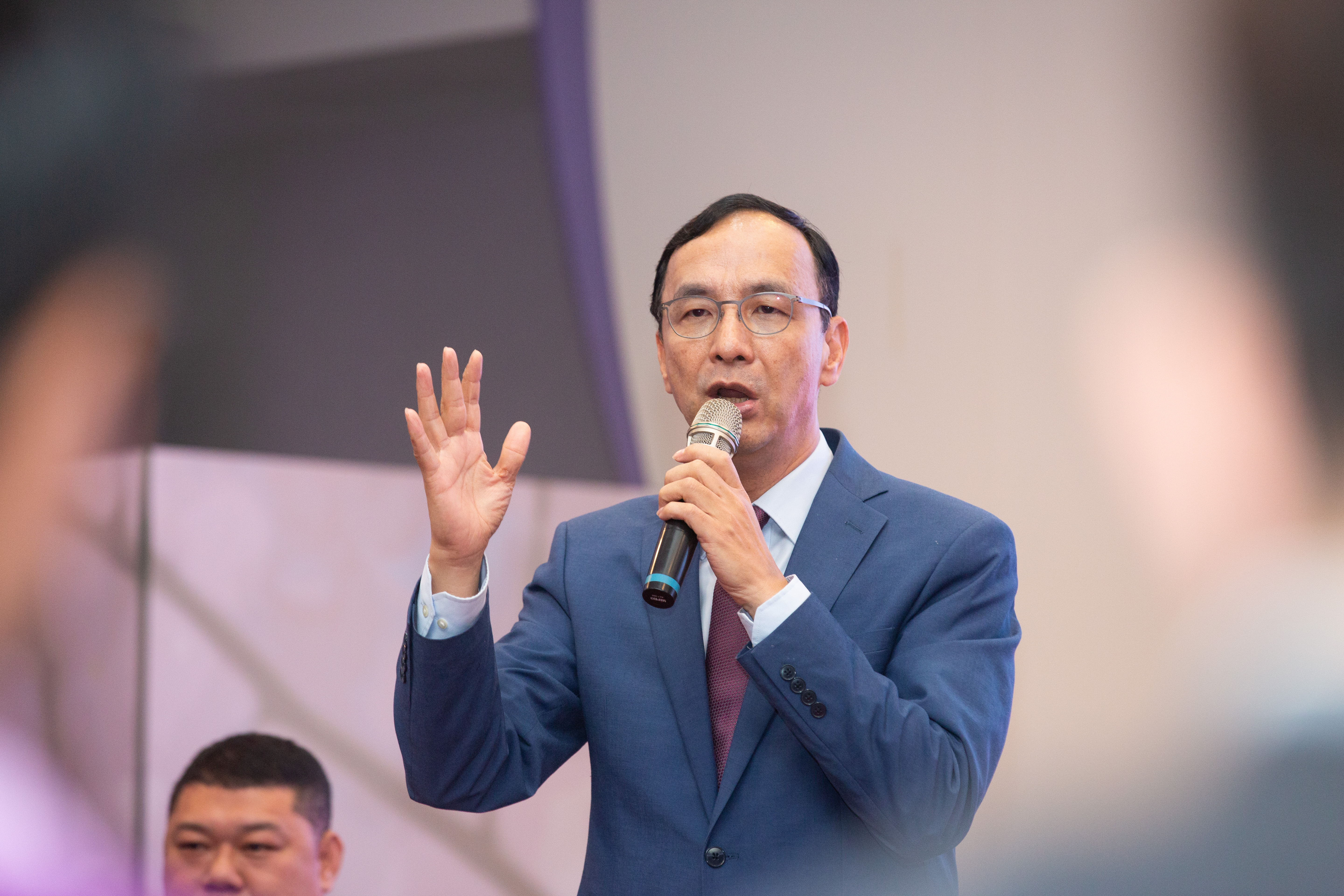 針對徐耀昌昨晚喊出「下架國民黨」，黨主席朱立倫（圖）今受訪表示，「考紀會一定會嚴正處理，也會了解真相。」（本刊資料照）