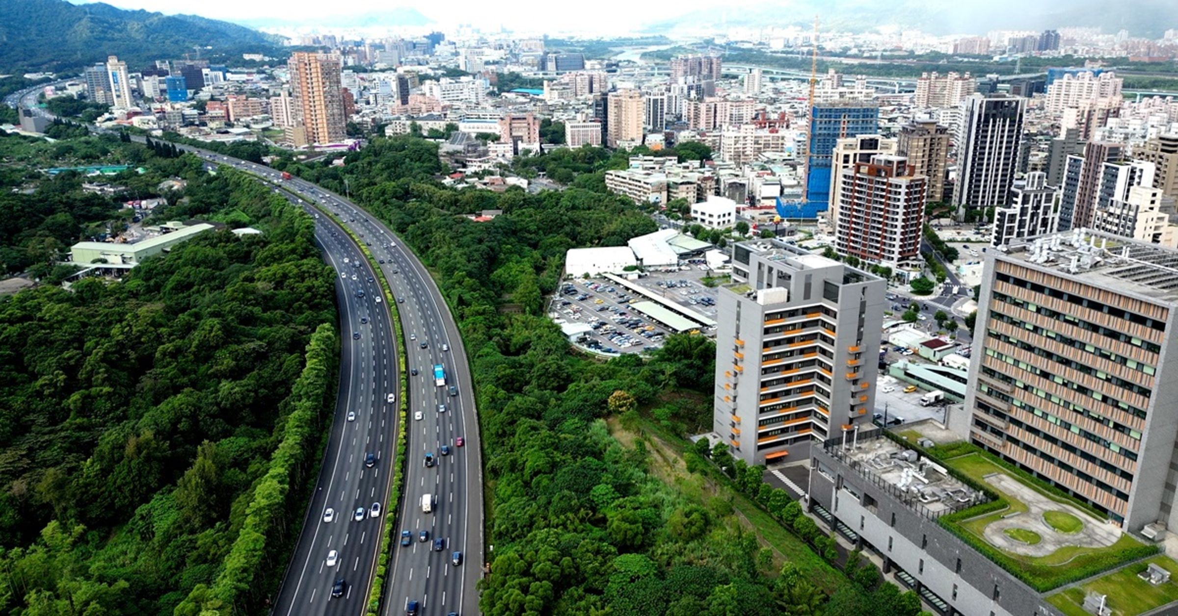 受惠於捷運板南線、科技園區、大廠陸續進駐,土城即將變金城?