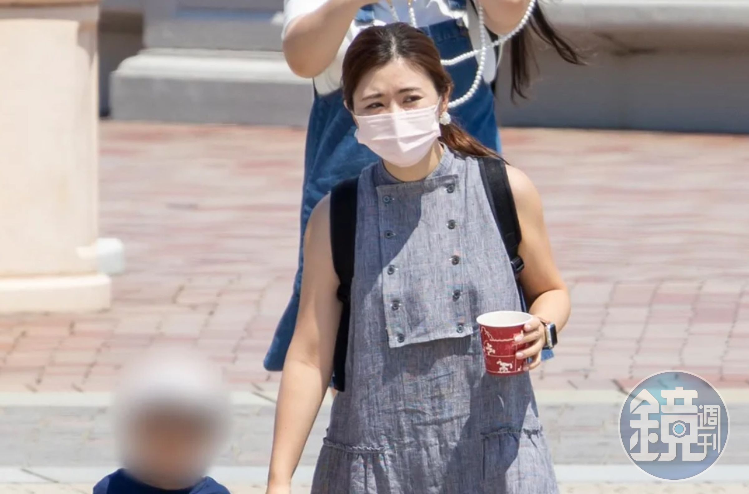形象跌到爛，福原愛被爆陪吃大佬「哭求工作」，業界人士也分析這招多少有用。（翻攝網路）
