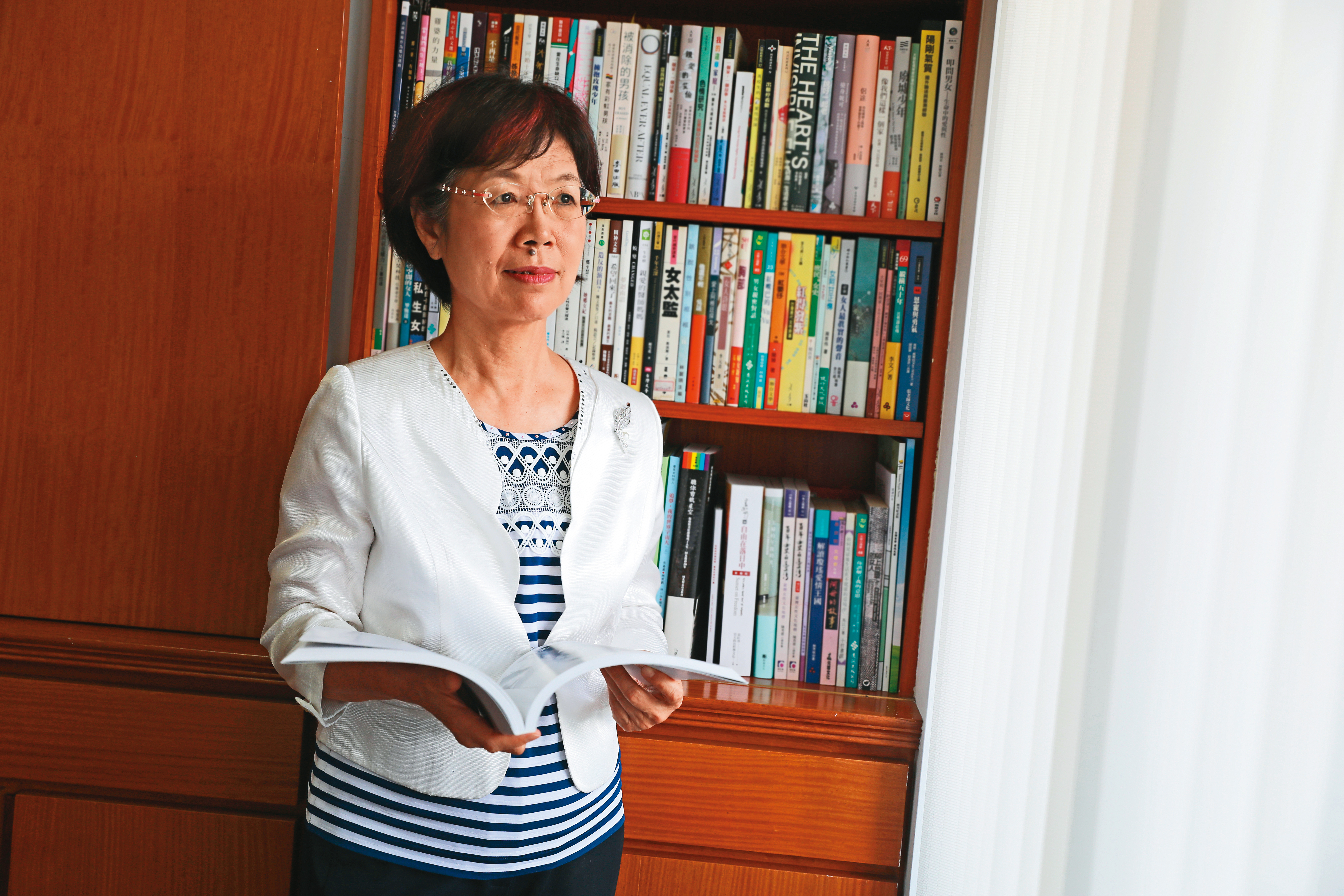 律師柯萱如與尤美女（圖）均表示，遭權勢性侵後轉而交往，這類案件並不少，背後往往是無奈下的複雜考量。