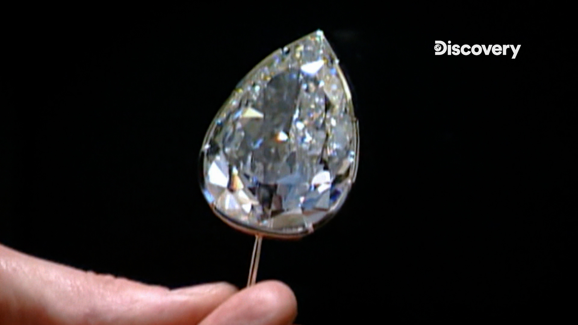 千禧之星是世界上第二大的完美白鑽，受無數匪徒覬覦。（Discovery頻道提供）