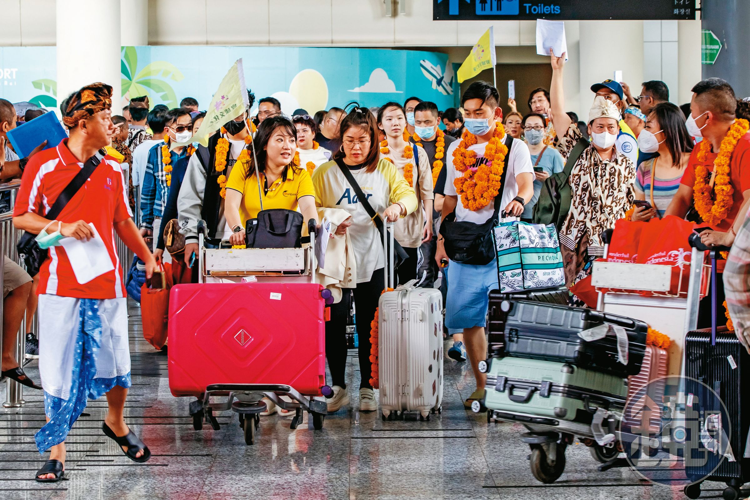 中共三度宣布准許陸客組團出國觀光，台灣始終緣慳一面，表面上，是經貿、旅遊事務；骨子裡，卻是政治因素。（東方IC）