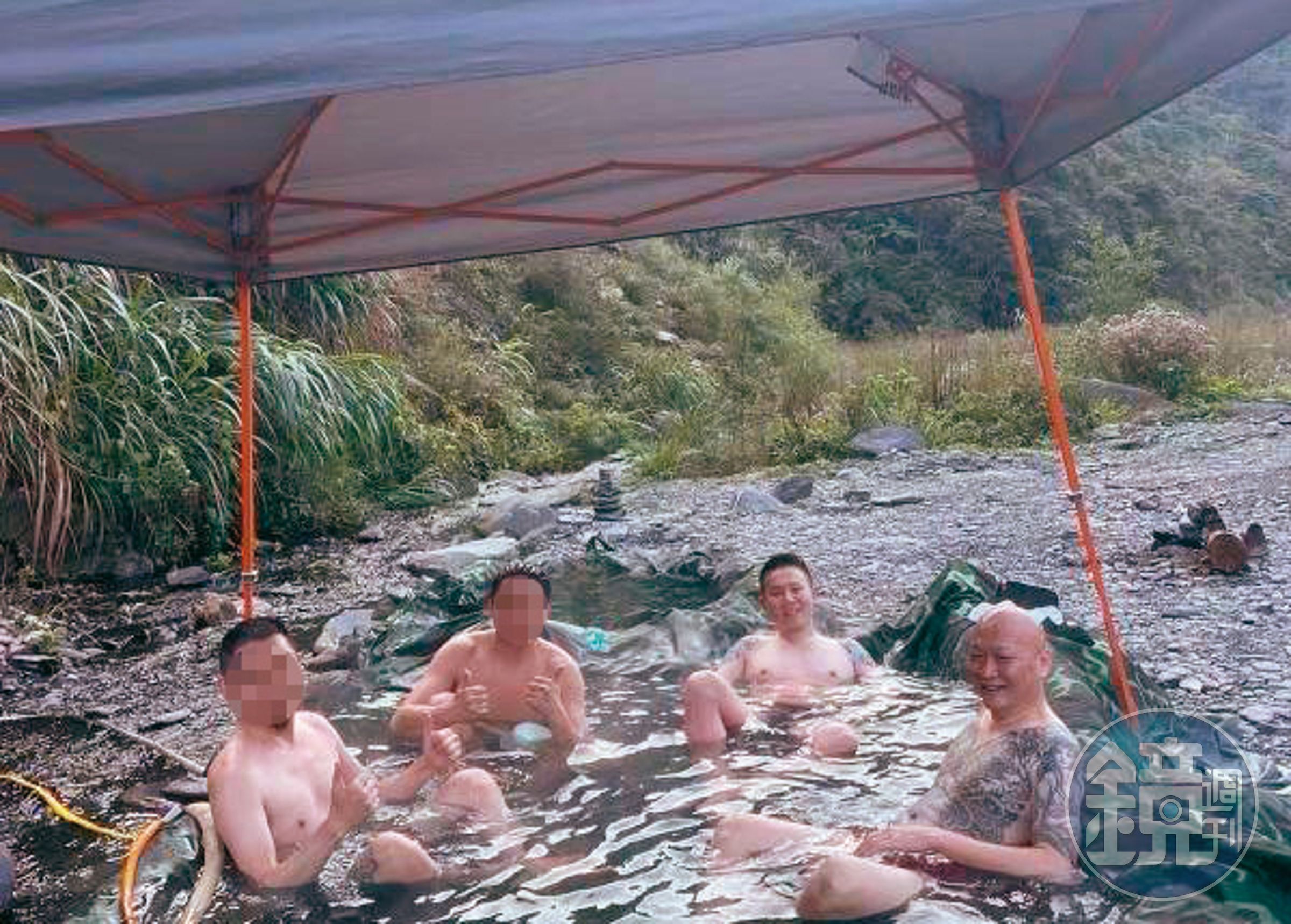 郭哲敏與藝人澎恰恰的金主林秉文交往密切，2人還曾一起泡湯。（讀者提供）
