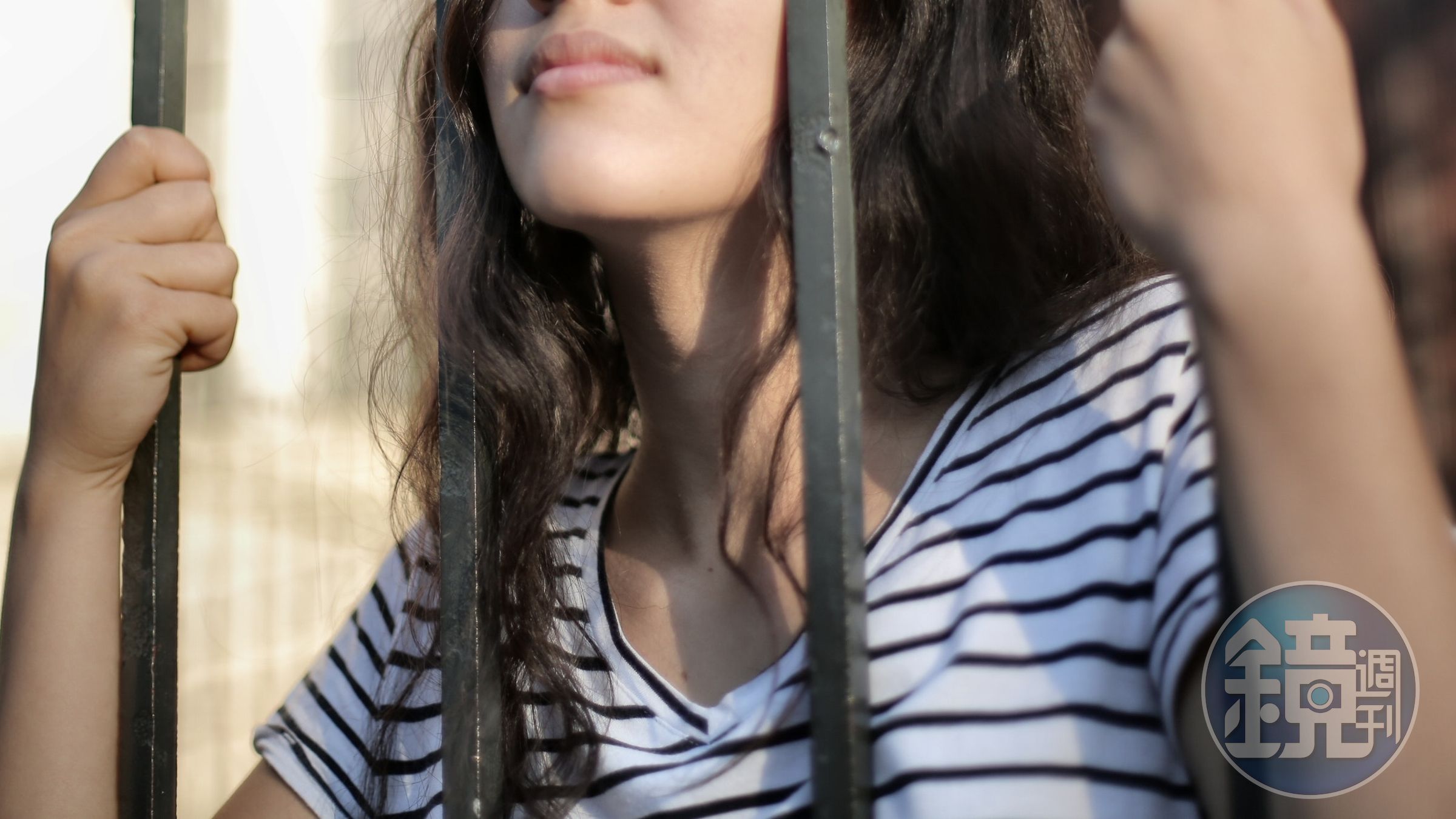 蔡姓女子是詐欺通緝犯，日前遭警方逮捕後直喊要找媽媽。（示意圖，pexels）