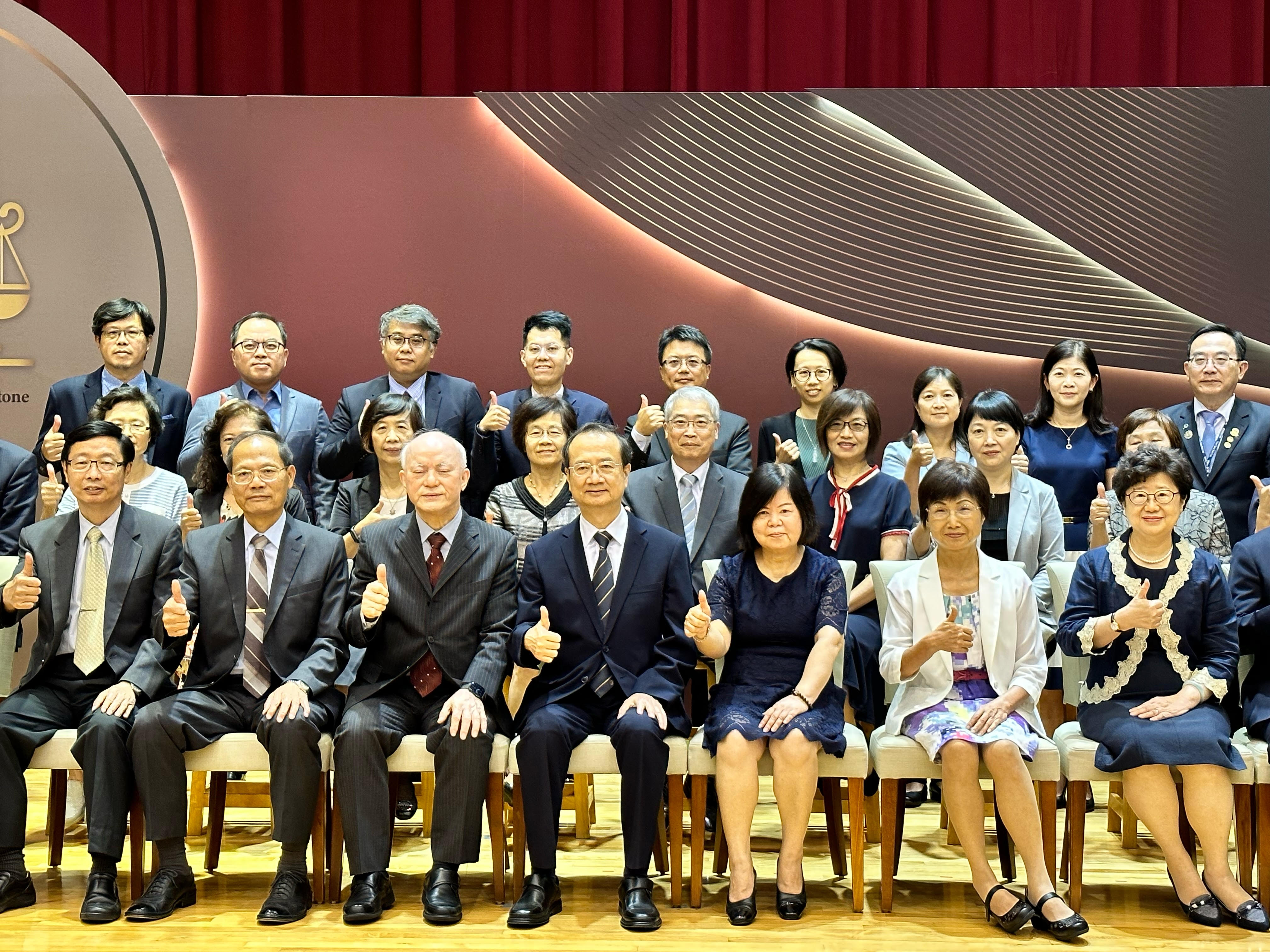 行政訴訟新制起跑，司法院長許宗力與各級司法首長出席。