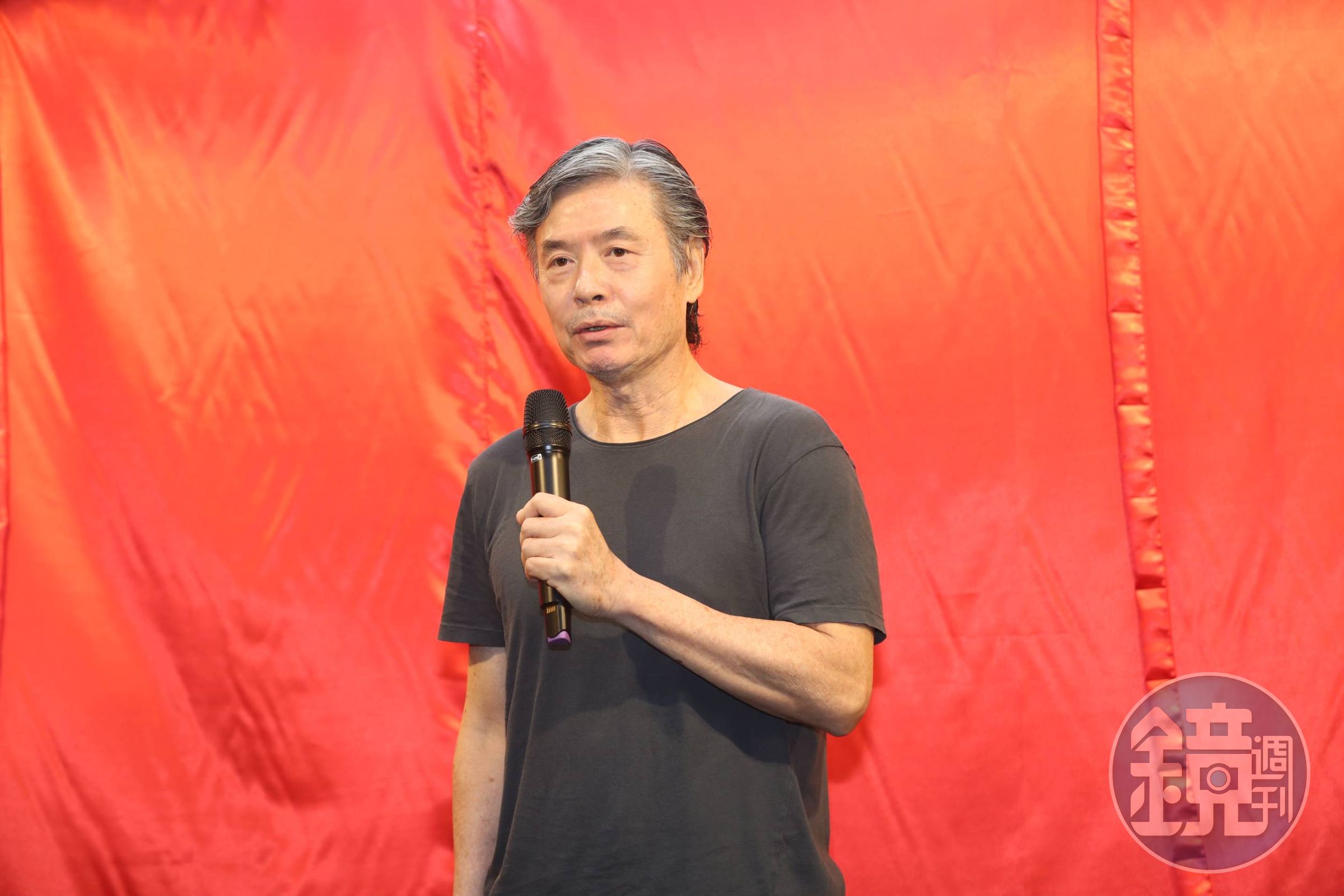 侯友宜公布競選視覺,金溥聰快閃記者會,致詞完後隨即離場。