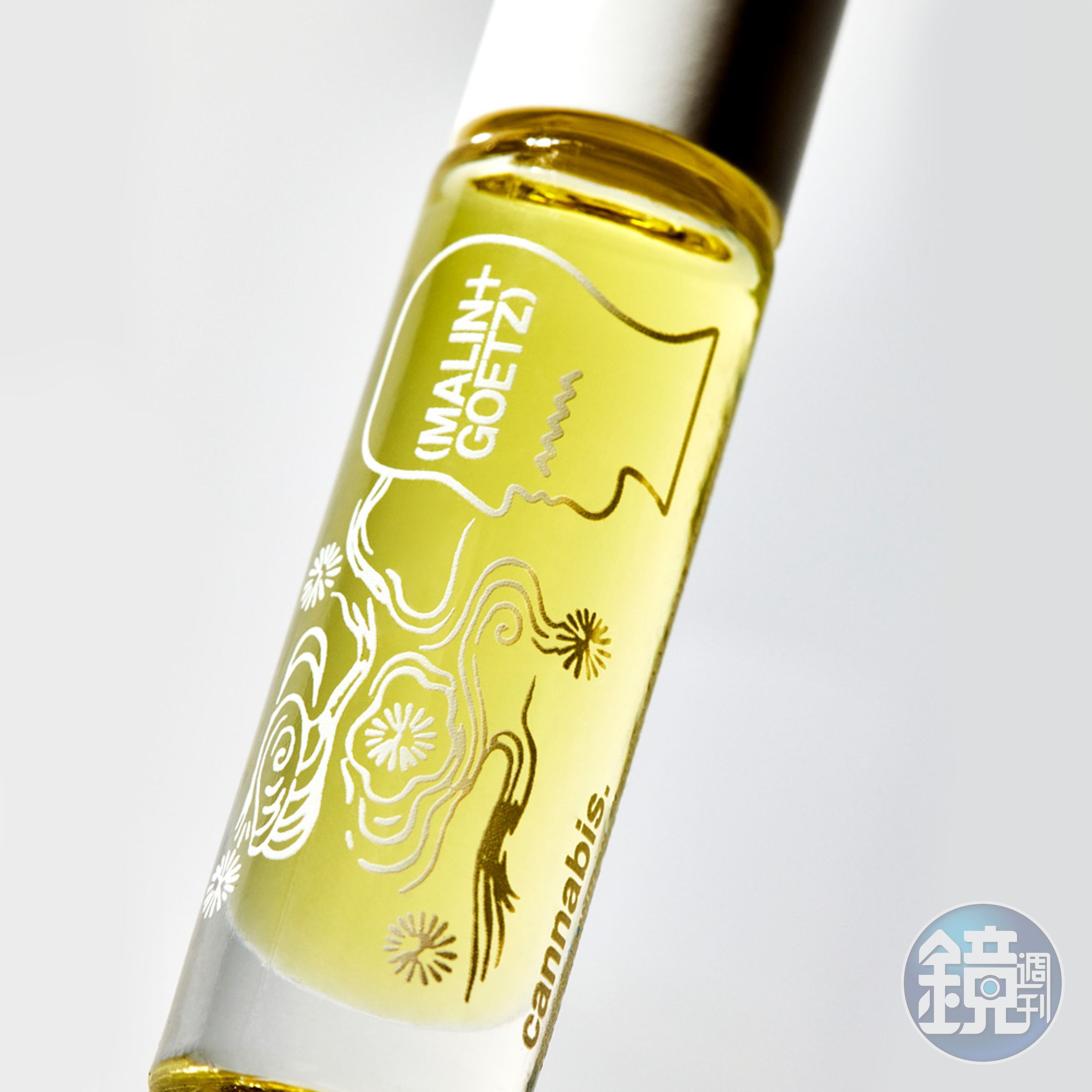 MALIN GOETZ x BRAIN DEAD大麻草滾珠式香氛油。9ml/NT$1,400(10/10 APOTHECARY提供)