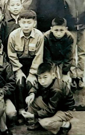 楊水龍是新竹土生土長人,與前台北市長柯文哲是國小同班同學。(楊佳諭提供)