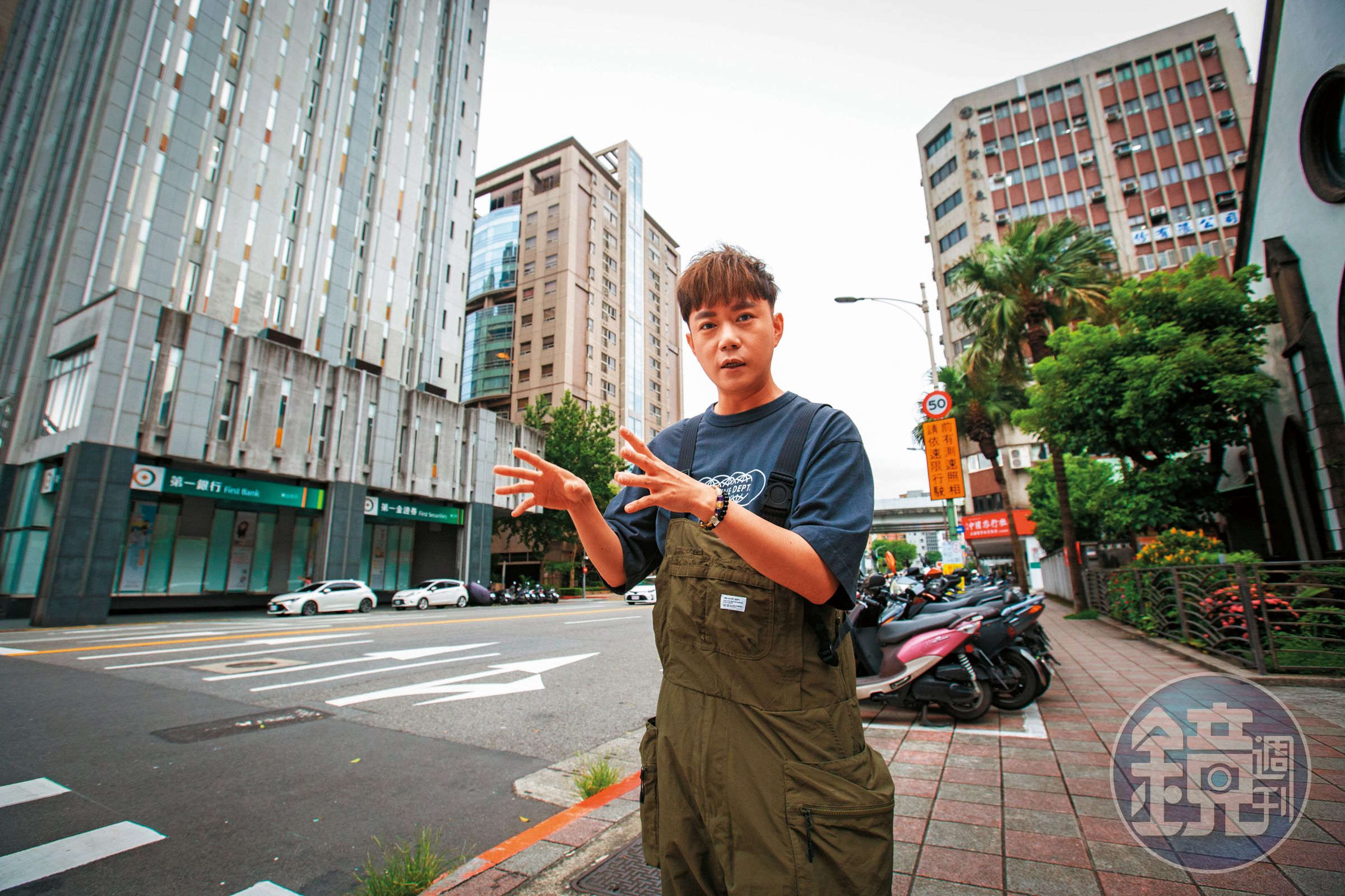 李岳挑房最重地點，再來是機能性和重大交通建設。