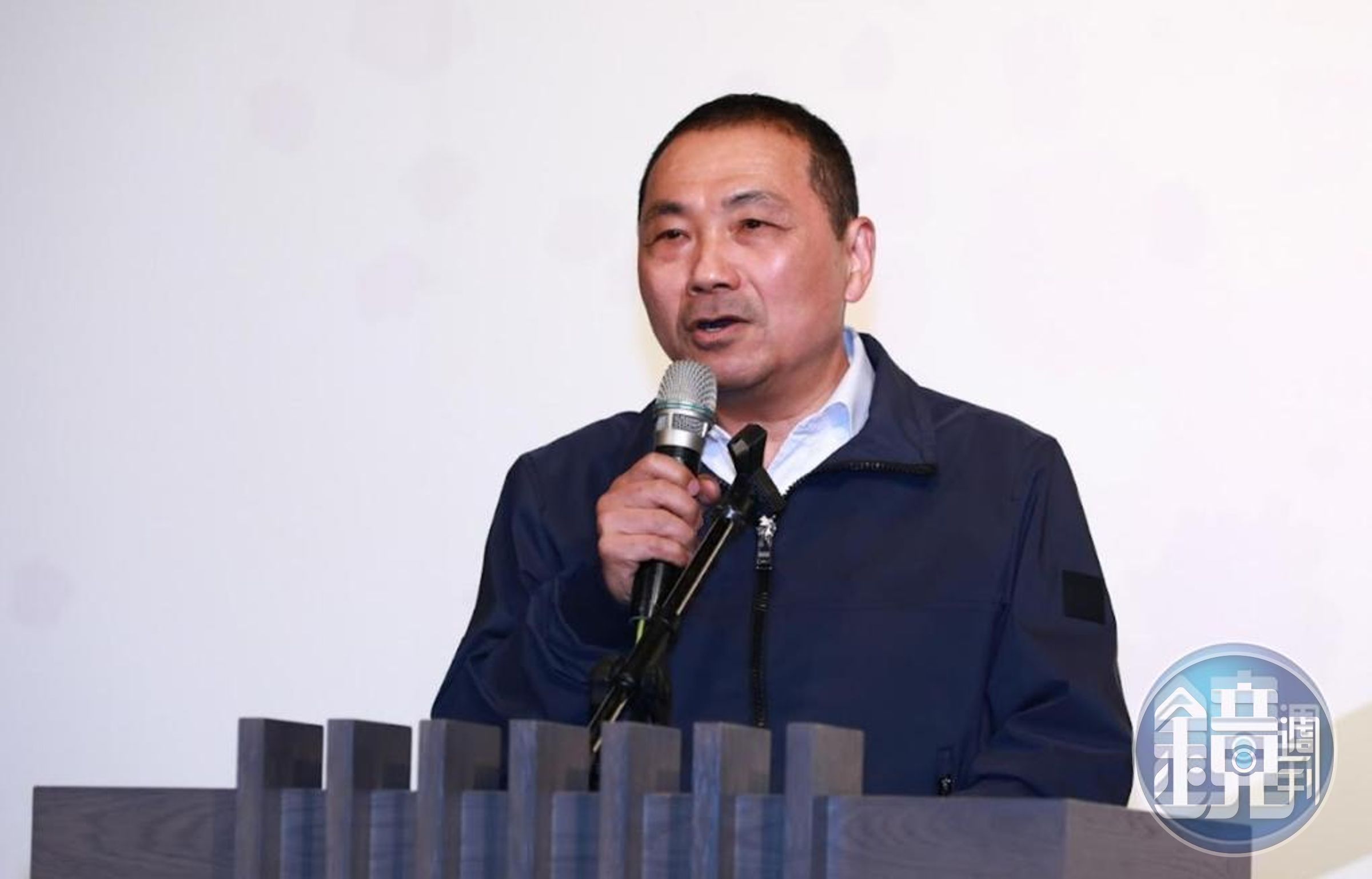 不具名民代表示，侯友宜（圖）硬要小雞掛看板，可能會有違法問題，有點為難大家。（本刊資料照）