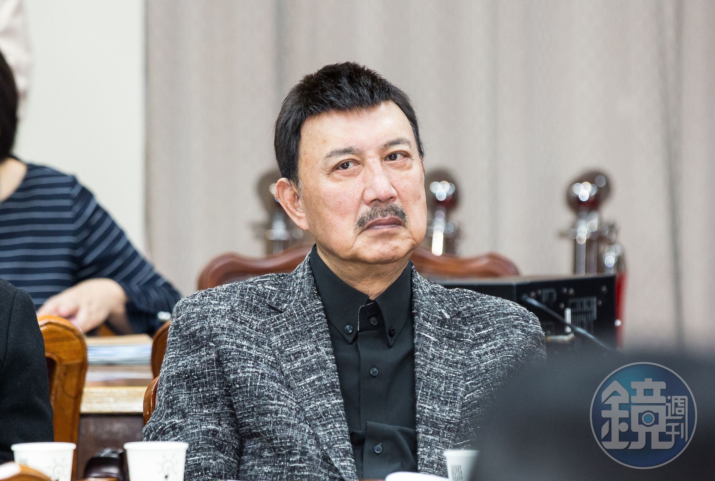 遭館長點名與槍擊案有關,綠委余天(圖)呼籲對方「頭腦好一點,不要被別人利用了。」(本刊資料照)