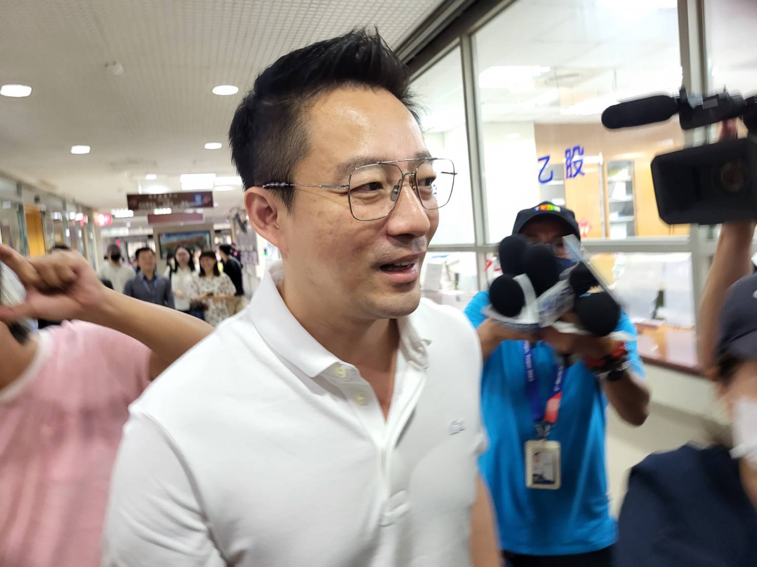 汪小菲現身北檢，對於案情不願多談。