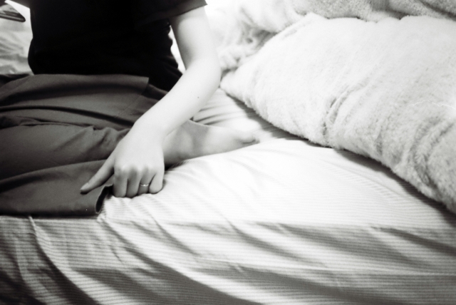 依據衛福部統計資料，去年共有9,234件性侵害通報案件，其中被網友性侵害人數高達1,036例，約占11.2％。（示意圖，photoAC）