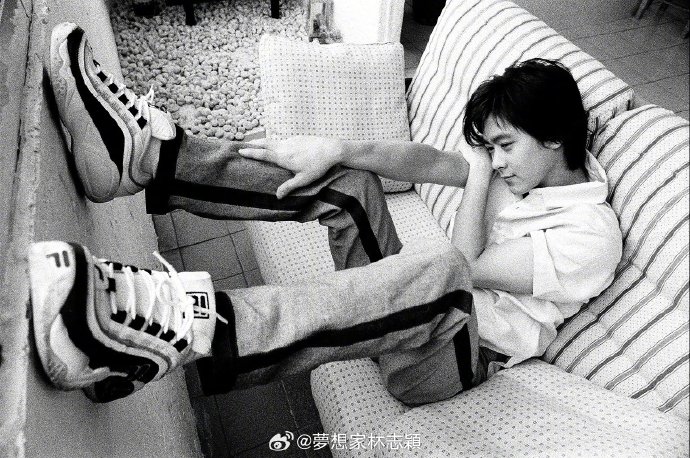 林志穎25年前帥照曝光。(翻攝自林志穎微博)