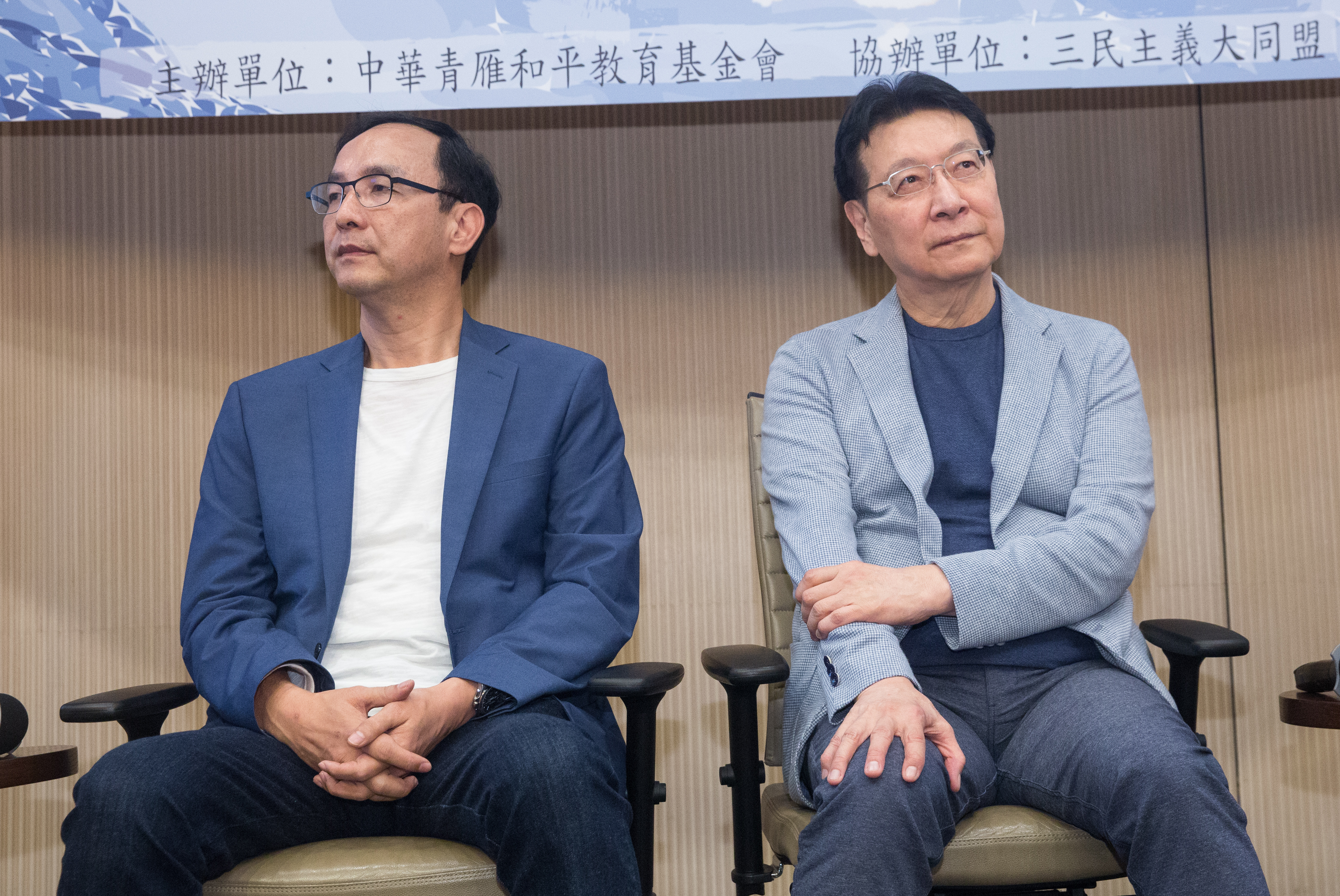 國民黨主席朱立倫14日帶頭聲援高虹安後，政治立場偏藍的政論節目《少康戰情室》收視率竟意外下滑不少。（本刊資料照）