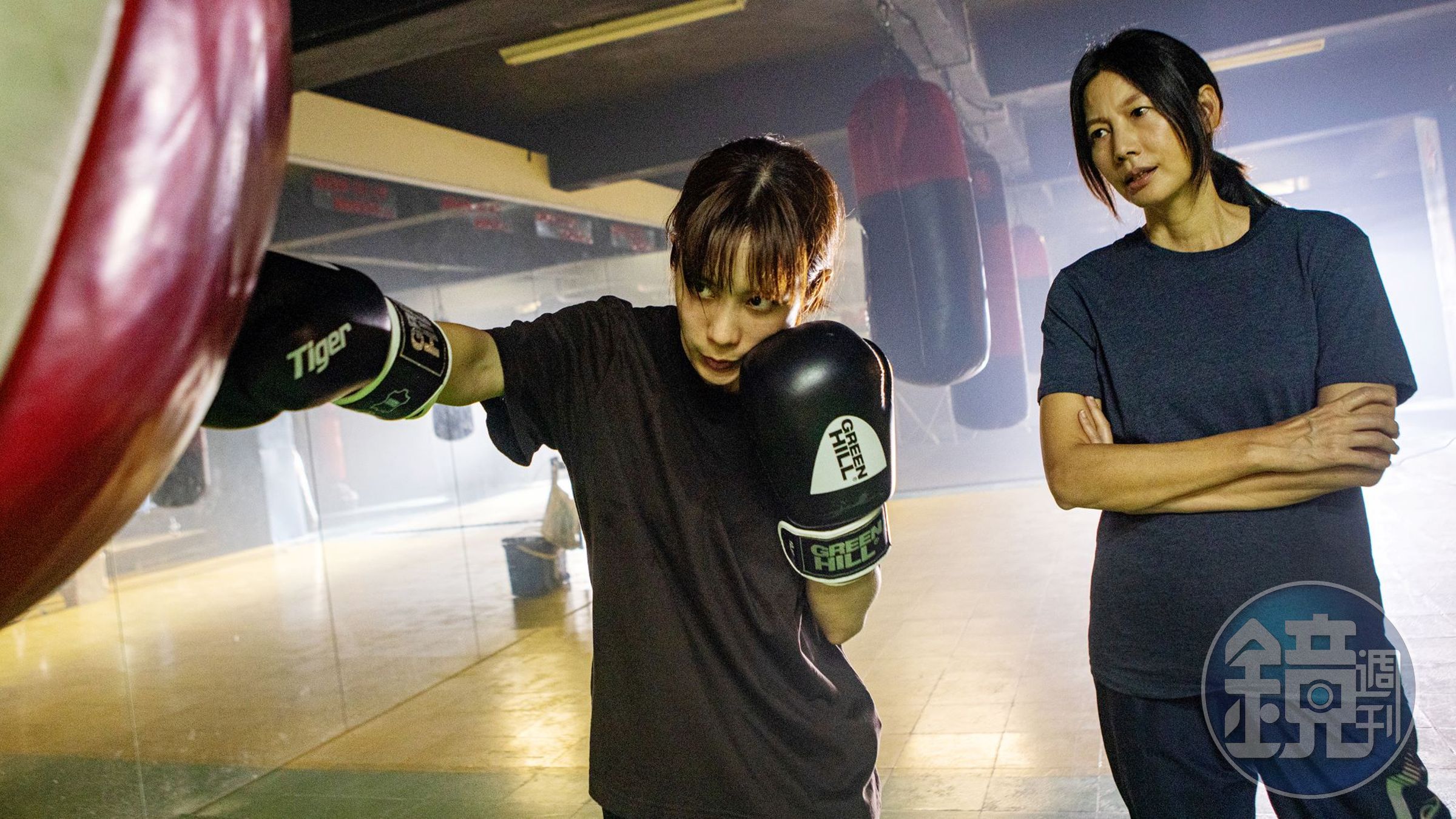 温貞菱（左）攜手丁寧（右）主演由洪子烜執導的新作《倒數回擊》。（桃園電影節提供）