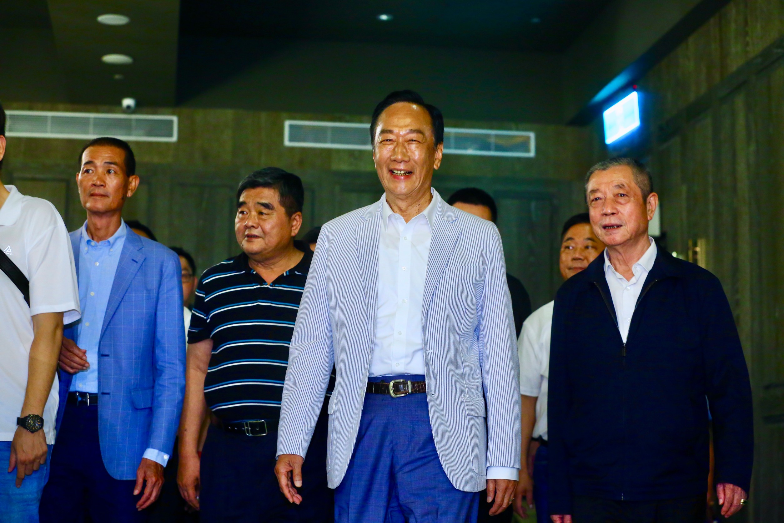 鴻海集團創辦人郭台銘17日出席「主流民意大聯盟」雲林旅外鄉親後援會活動。