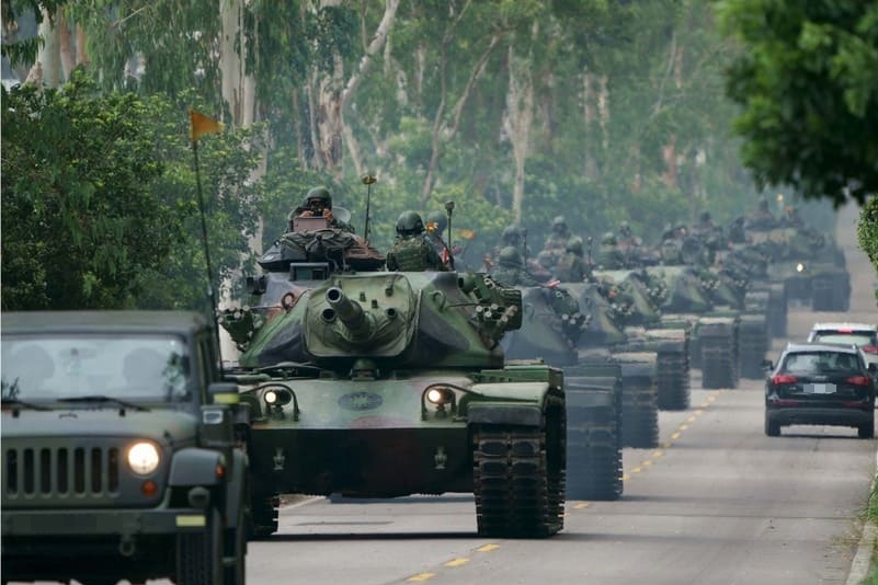 曾任陸軍戰車營中士車長的陳男，退役後遭共軍吸收，勾結胡姓台商回台利誘現役國軍刺探軍情。（示意圖，翻攝自中華民國路軍官網）