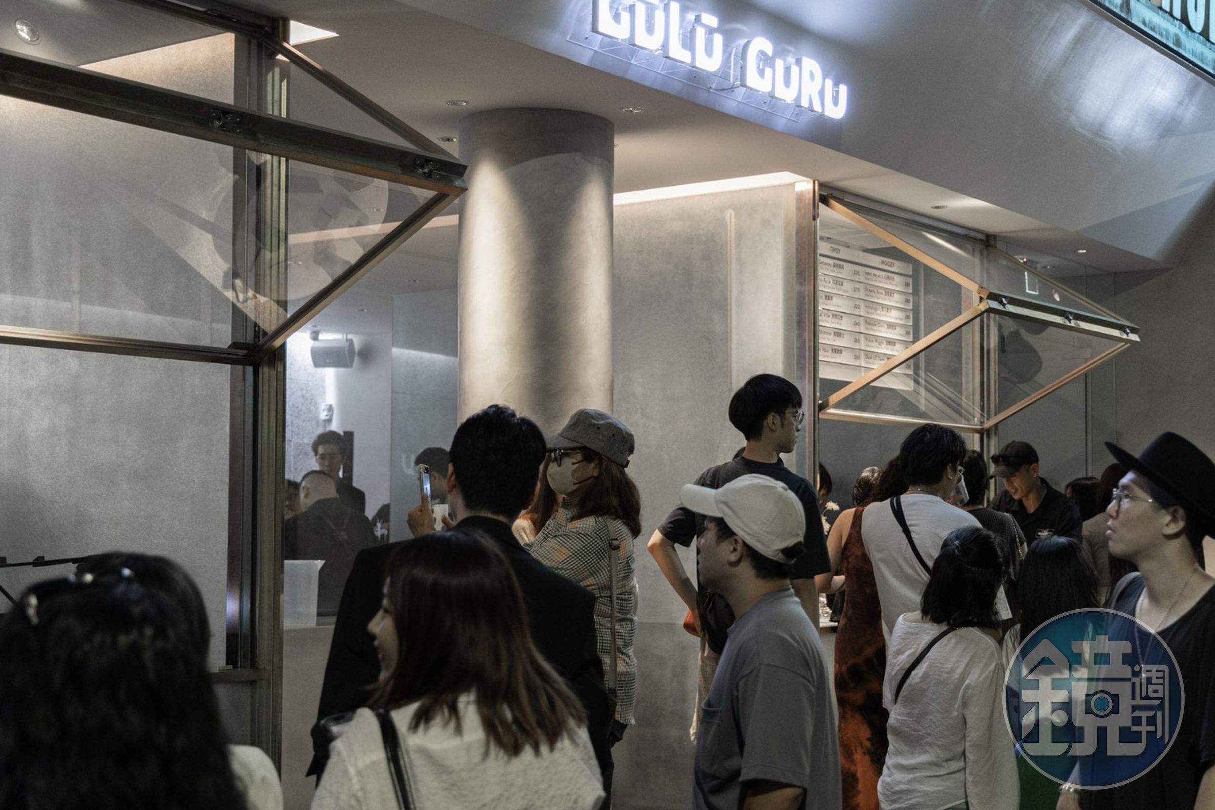 GULU GURU為大家示範下班小酌到底可以多輕鬆。（GULU GURU 酒調實驗室提供）