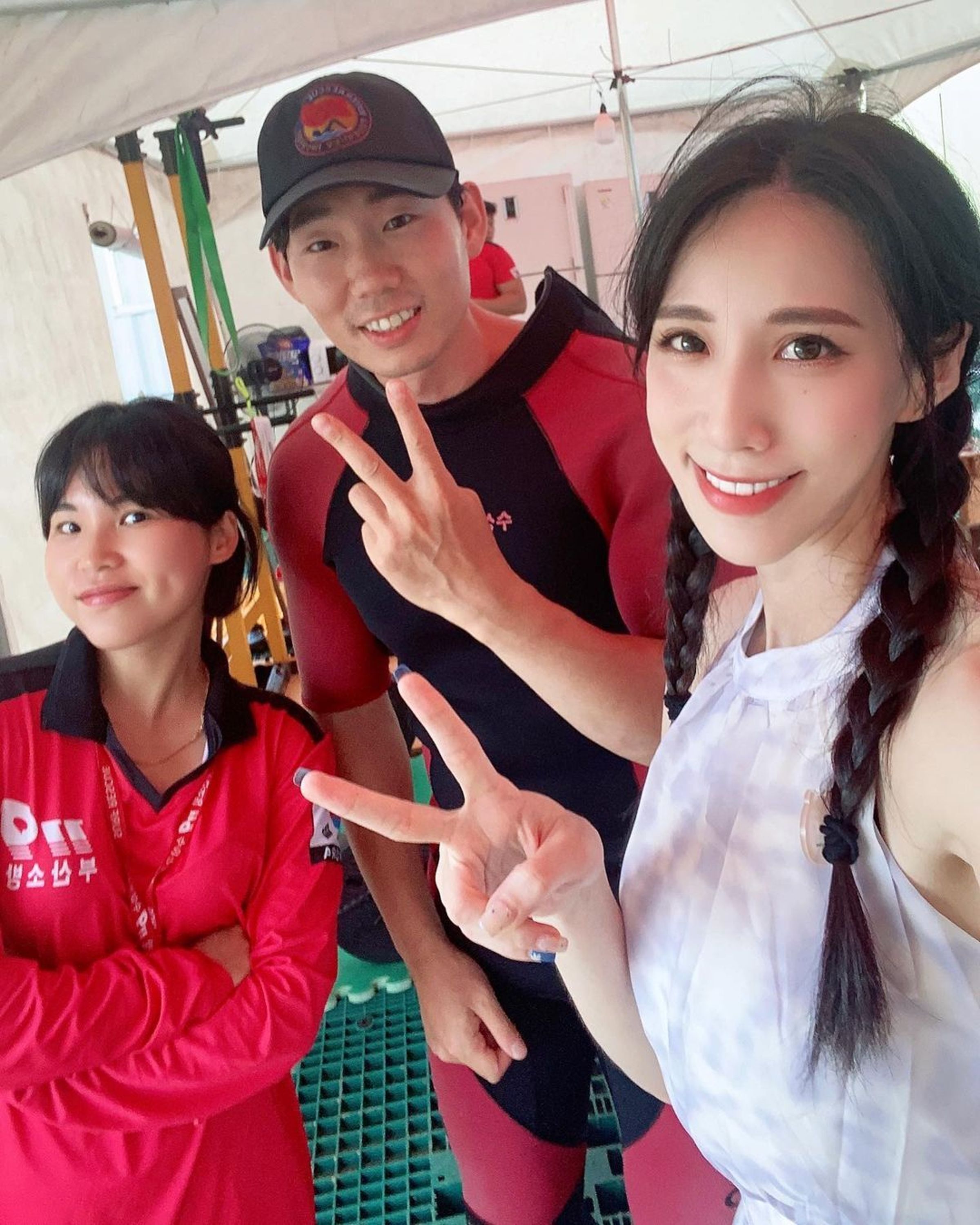 瑤瑤釜山出遊遇怪男求救當地消防人員。(翻攝自瑤瑤IG)