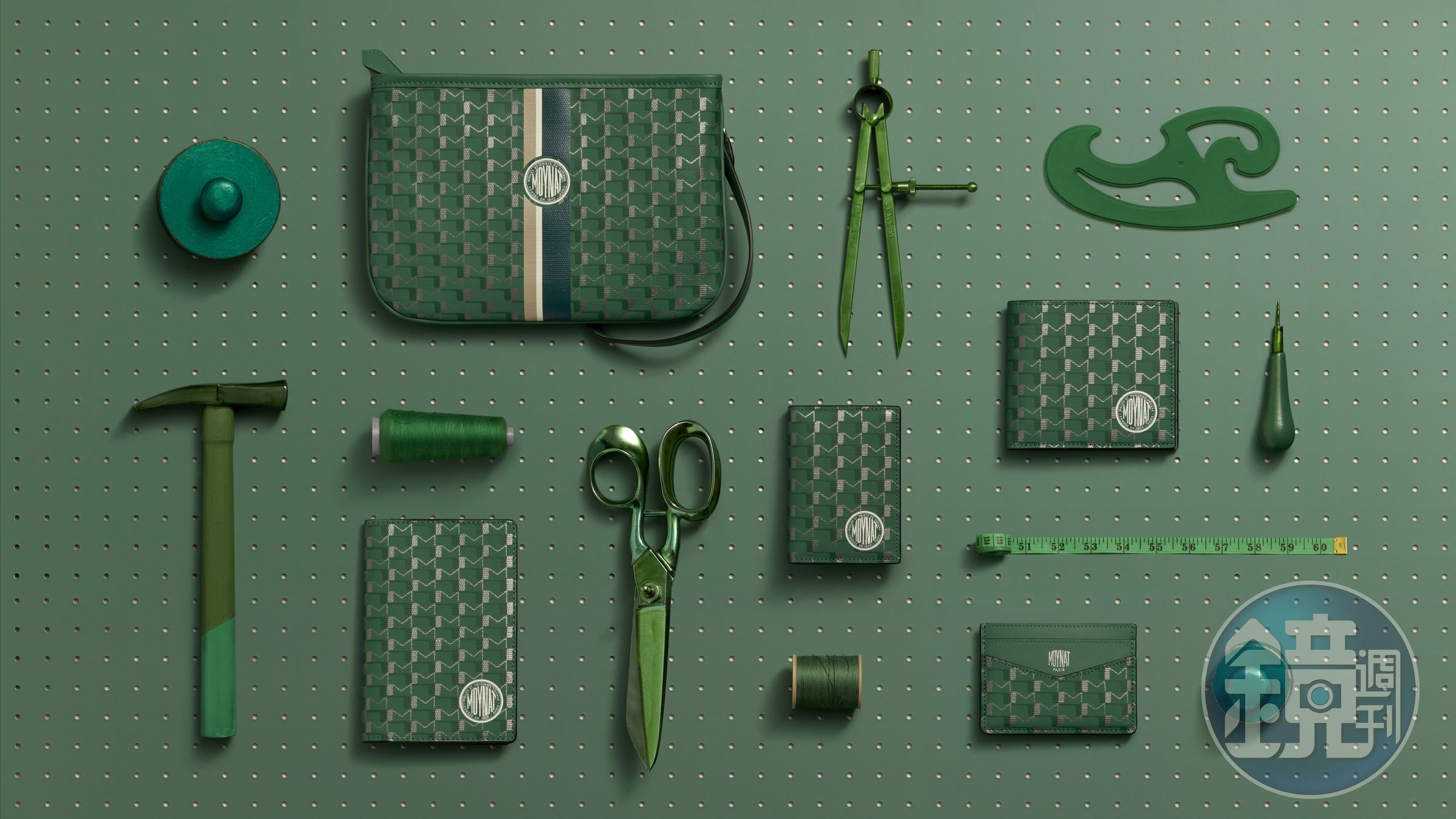 MOYNAT的Green Canvas 1920 M monogram推出全系列商品，讓人感受到滿滿的清涼綠意。（MOYNAT提供）