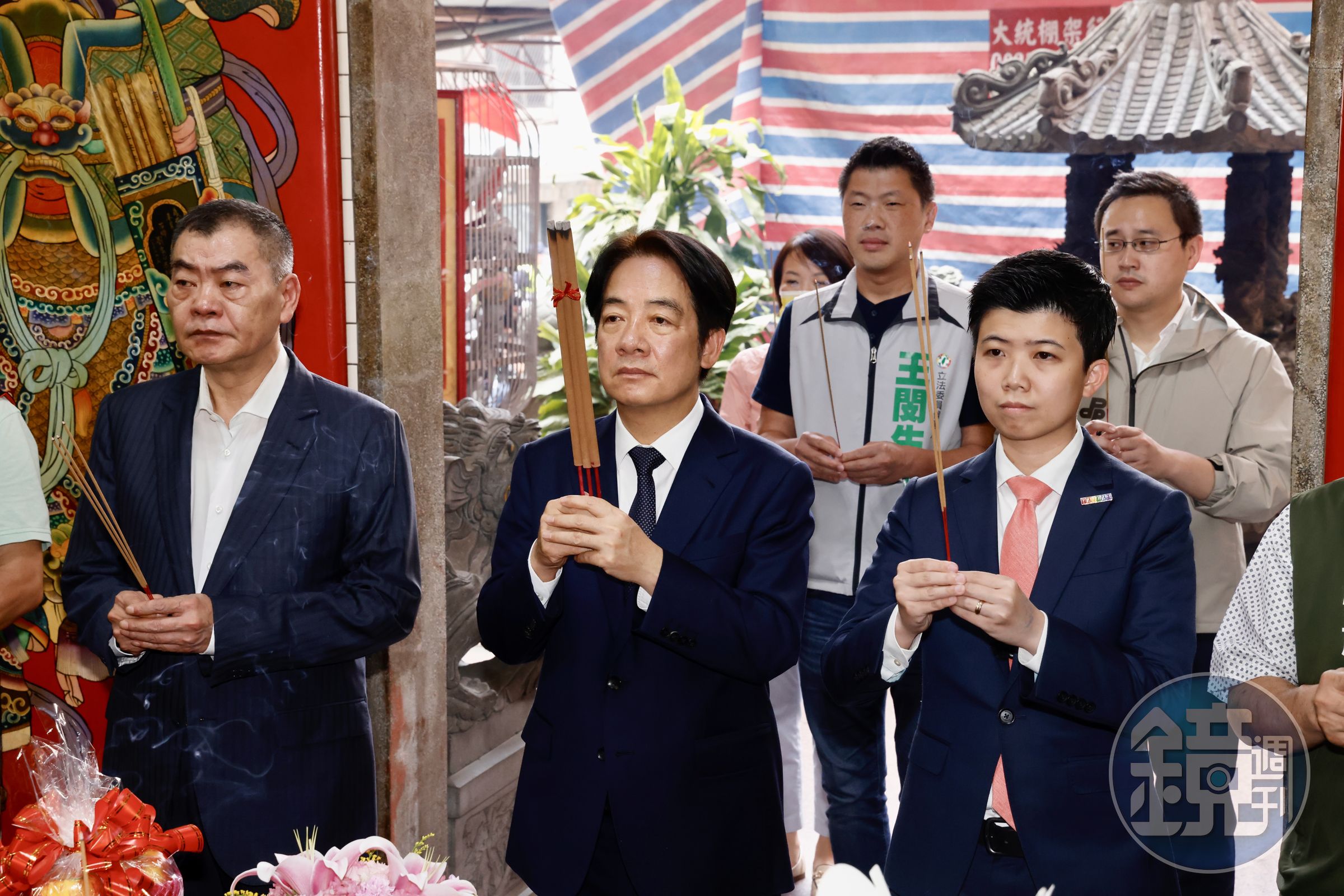 賴清德上午到大安區火聖廟參香，替參選該區立委的苗博雅站台。