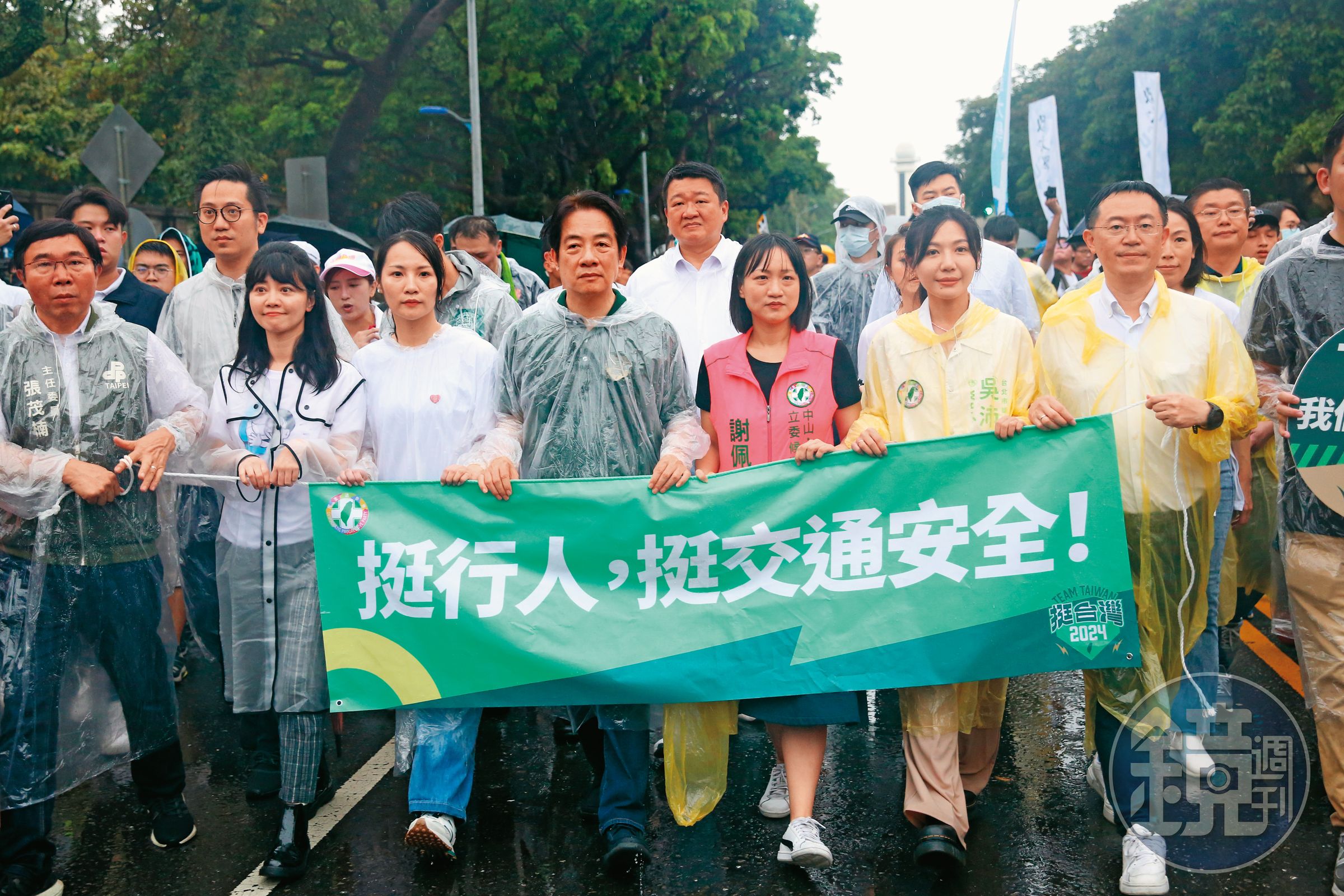 賴清德出訪回國後，出席在凱道的道路安全遊行。
