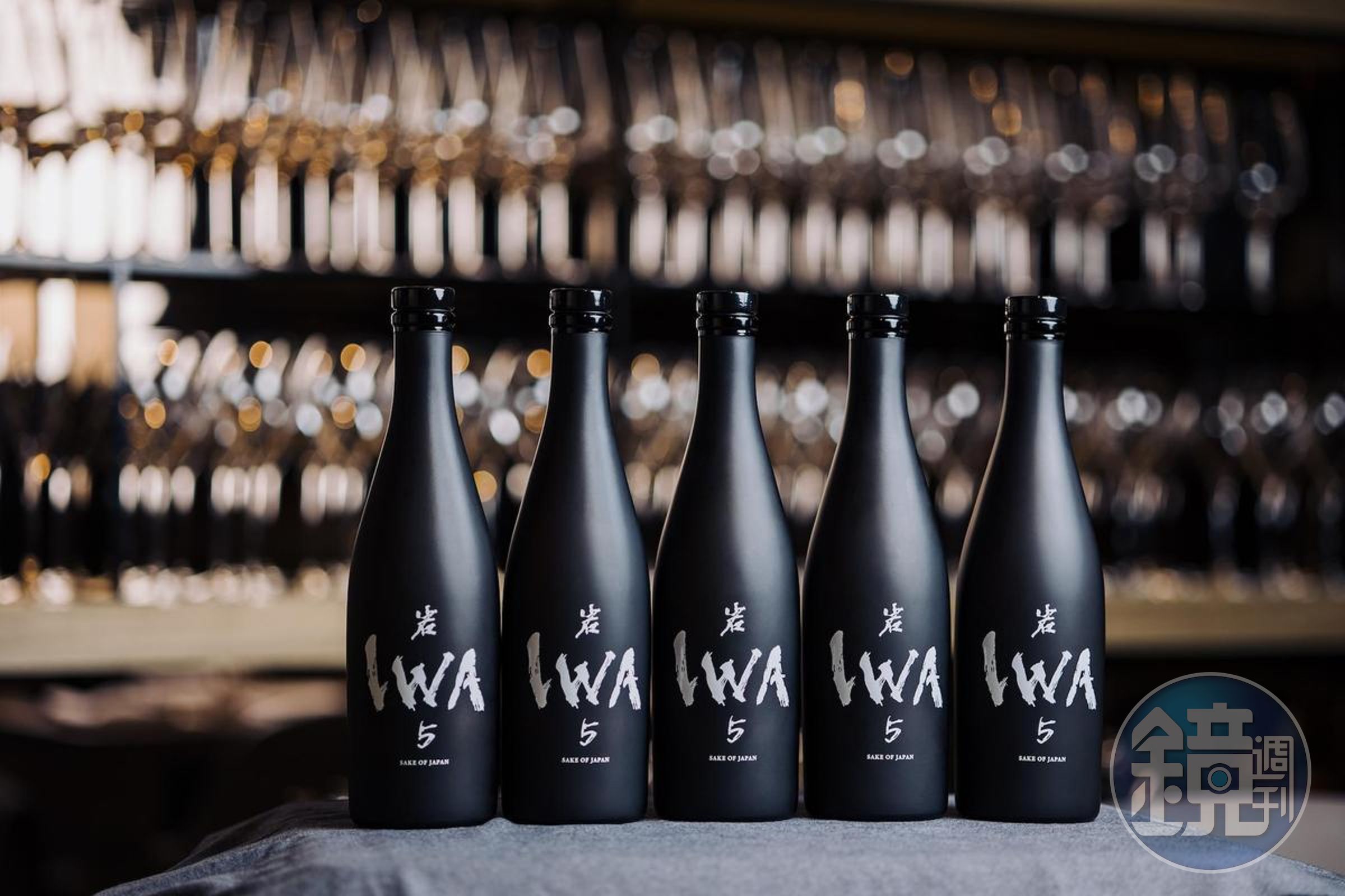 沒有固定配方的IWA 5,近來也開始嘗試陳年。(5,350元/瓶、720ml,樂活酒窖提供)