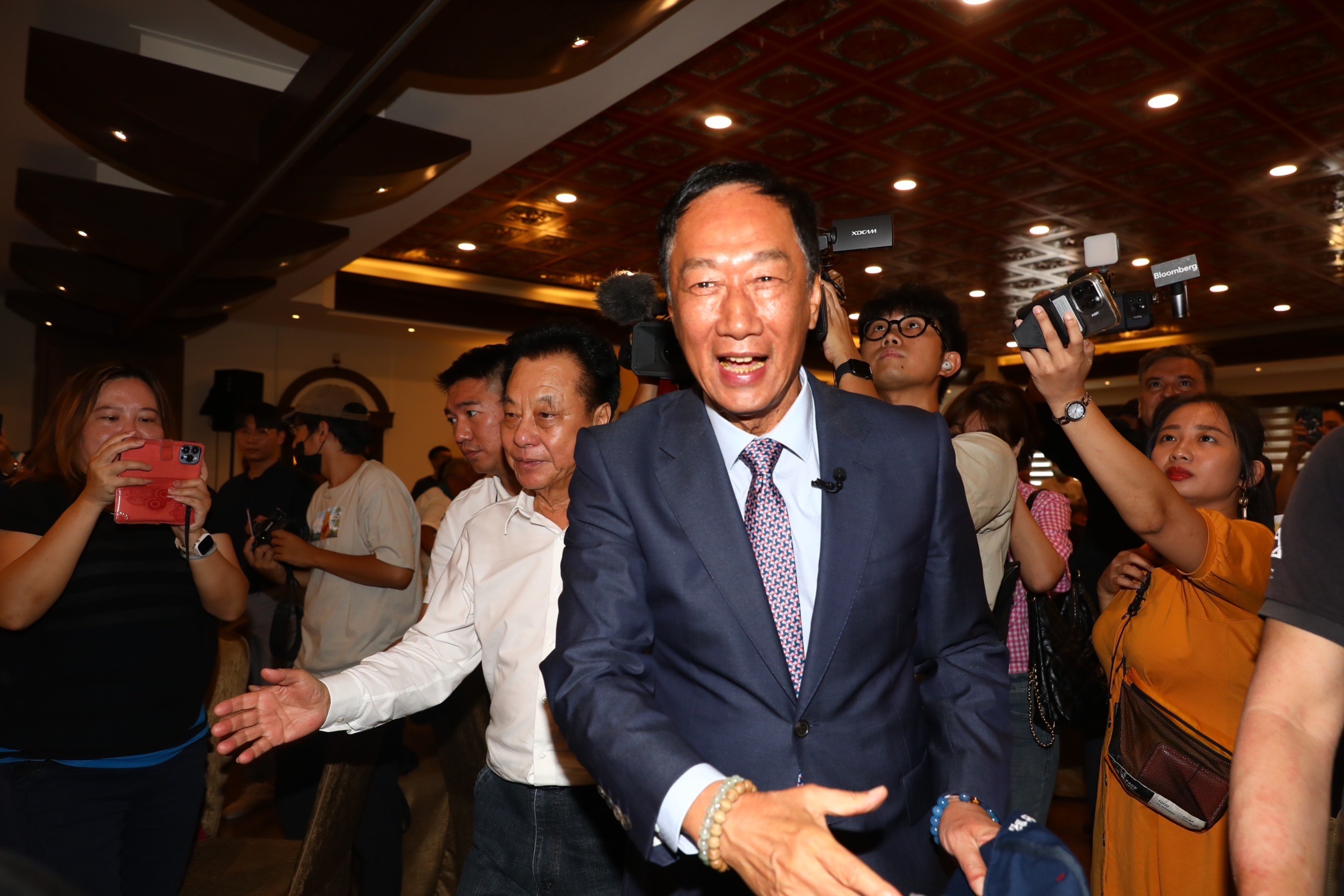 對於徐耀昌宣布退黨，郭台銘（圖）形容徐是有情有義的縣長。