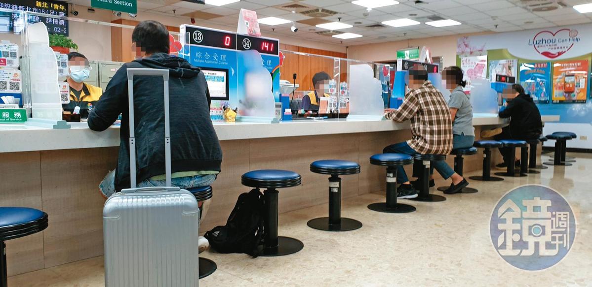 高雄市鳳山區公所一名工讀生日前協助民眾辦理事務，後來竟在臉書發文嘲笑對方。（示意圖，非事發所在地）